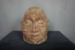 Africa, Mask in wood H33