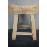 Stool in wood H60x70x28