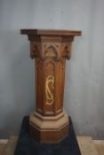 Neo-gothic, Soccle in wood H120x56x56