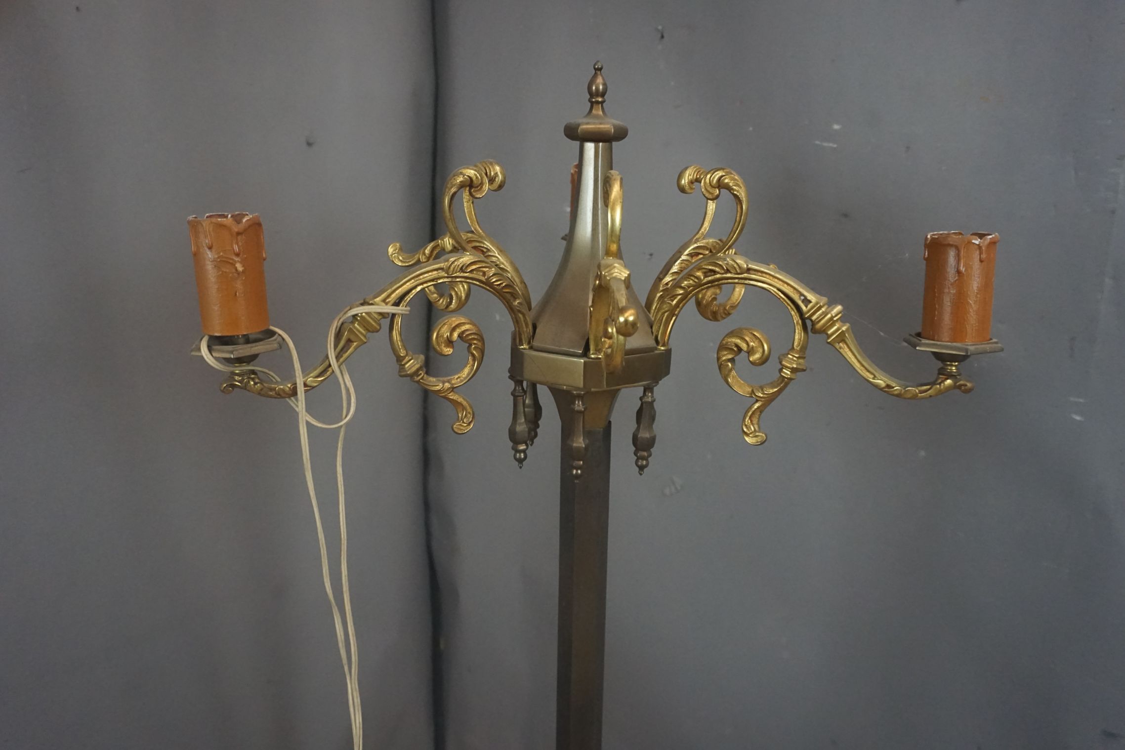 Lampadaire in copper and metal H163 - Image 2 of 4