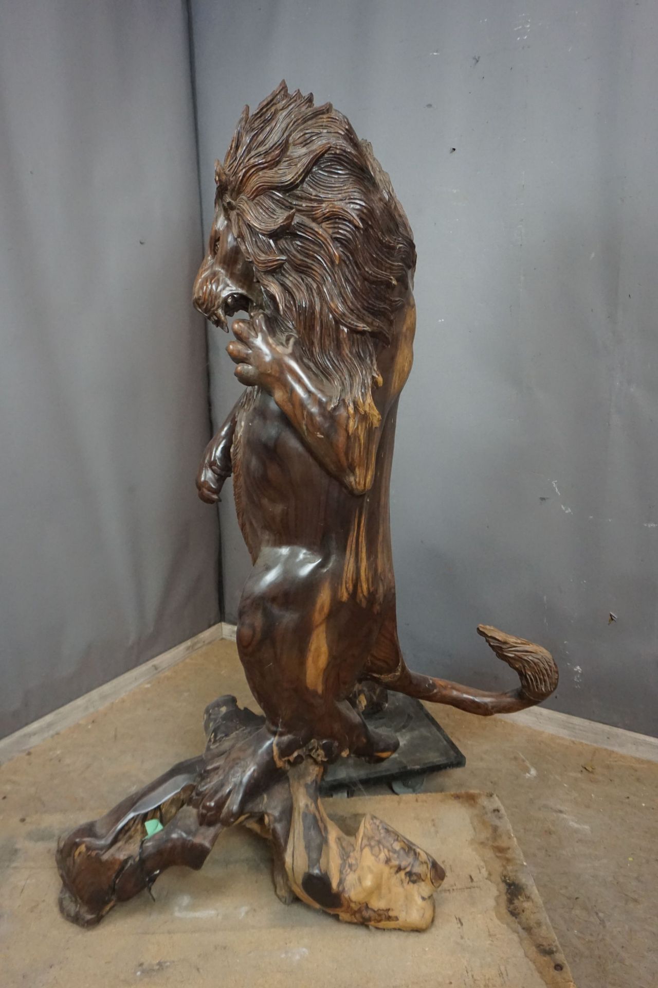 Lion, decorative sculpture in wood H159X100 - Image 6 of 8