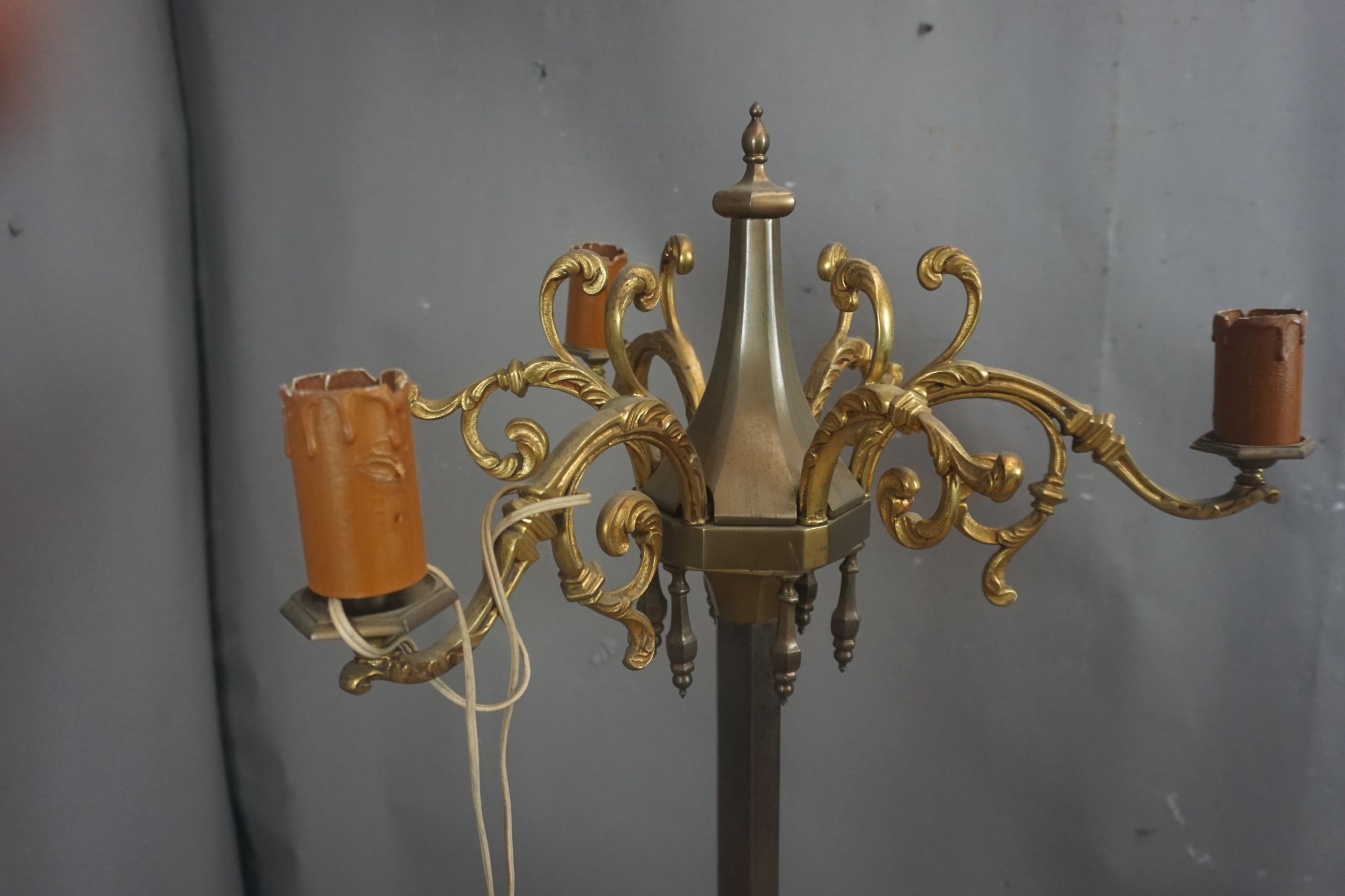 Lampadaire in copper and metal H163 - Image 3 of 4