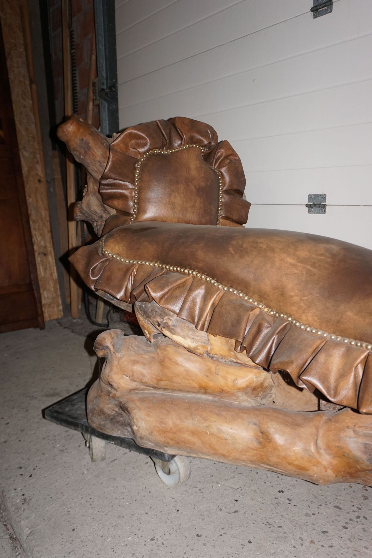 Decorative bench in root wood in the shape of a camel / DROMEDARIS H107X72X250 - Image 2 of 3