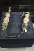 Pair of faucets H52