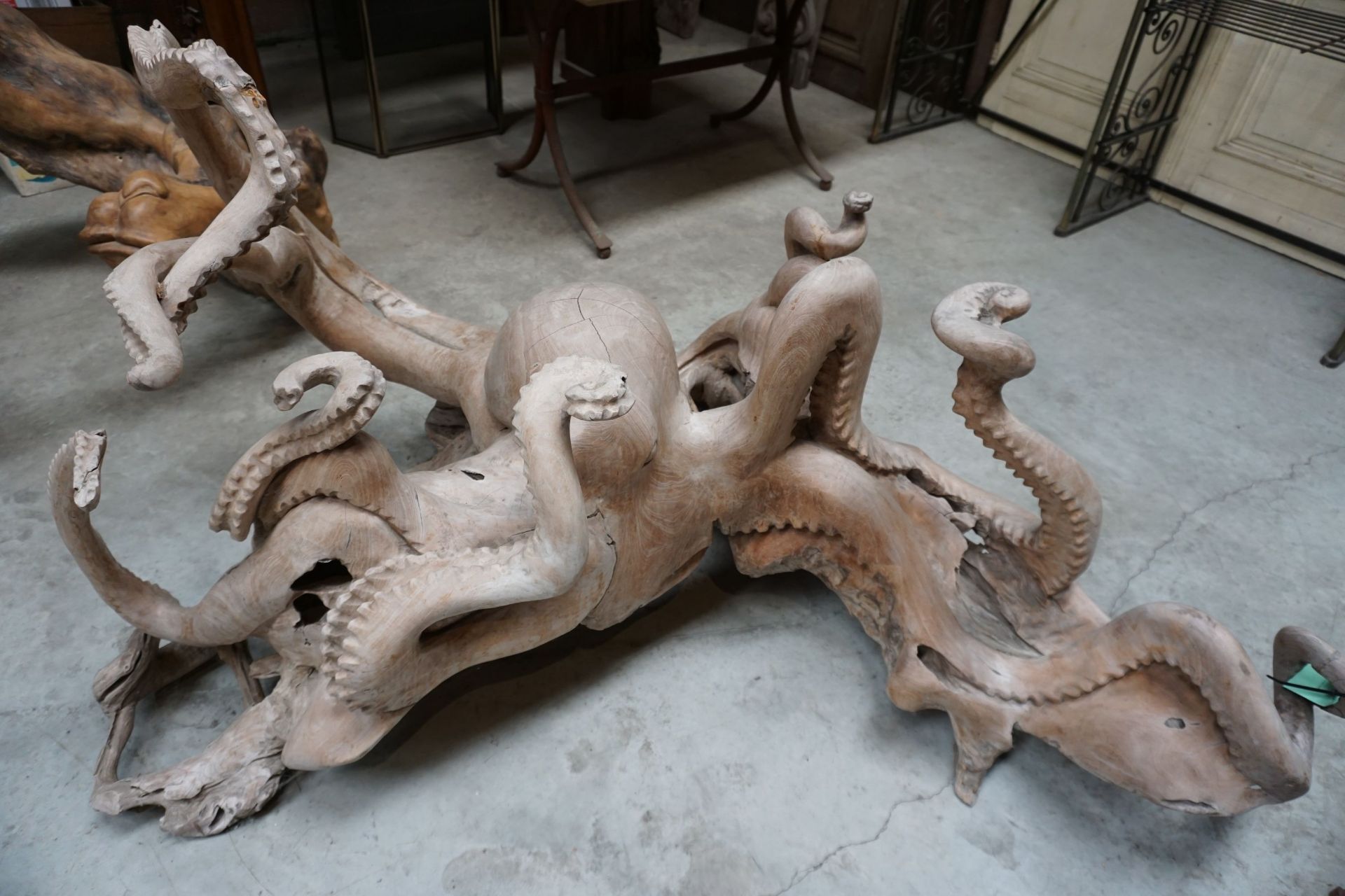 Decorative sculpture, octopus in teak H100x90x180 - Image 2 of 3