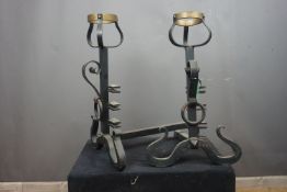 Paire of andirons in wrought iron H60x42x55