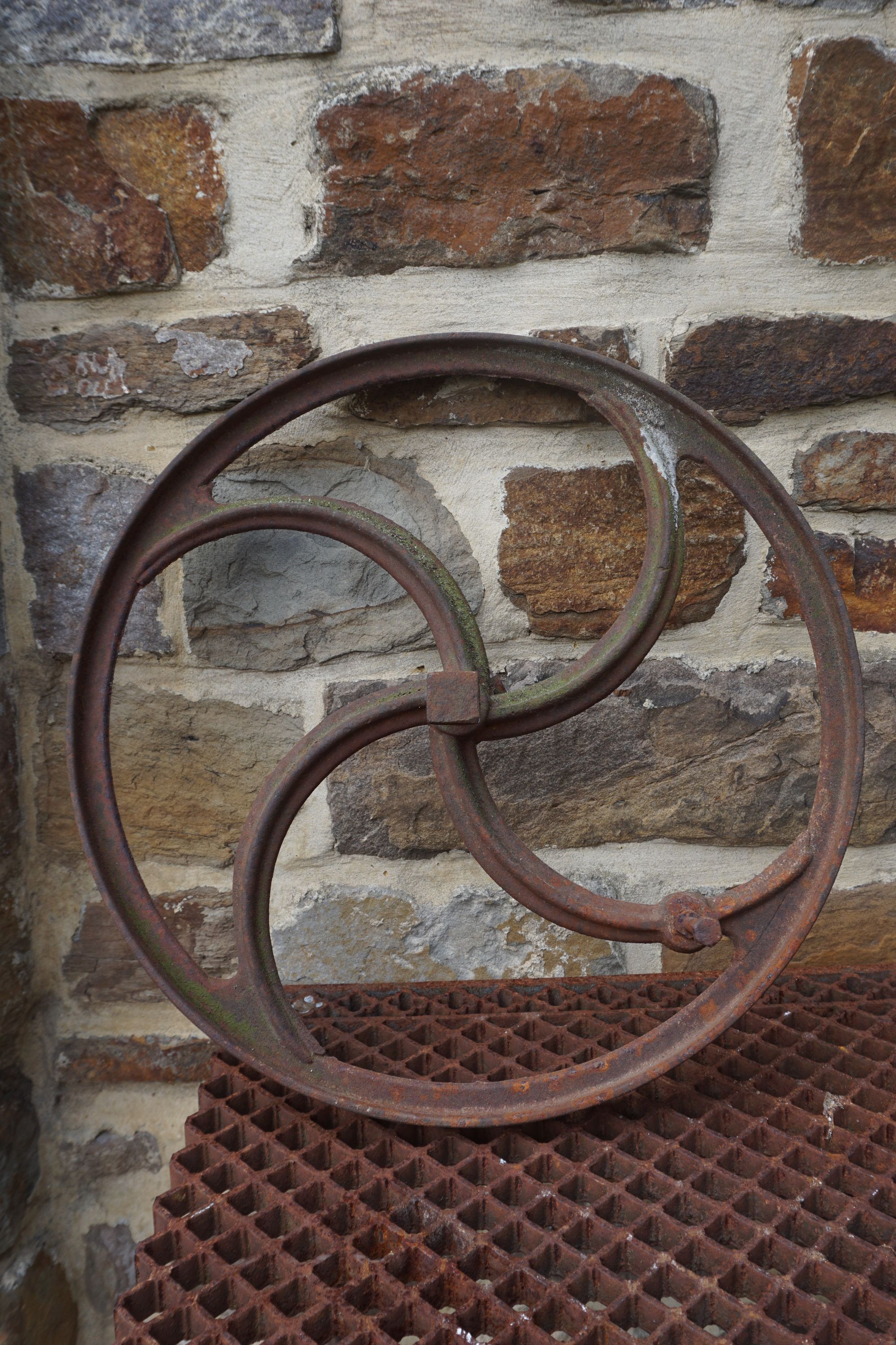 Wheel in cast iron diameter 46