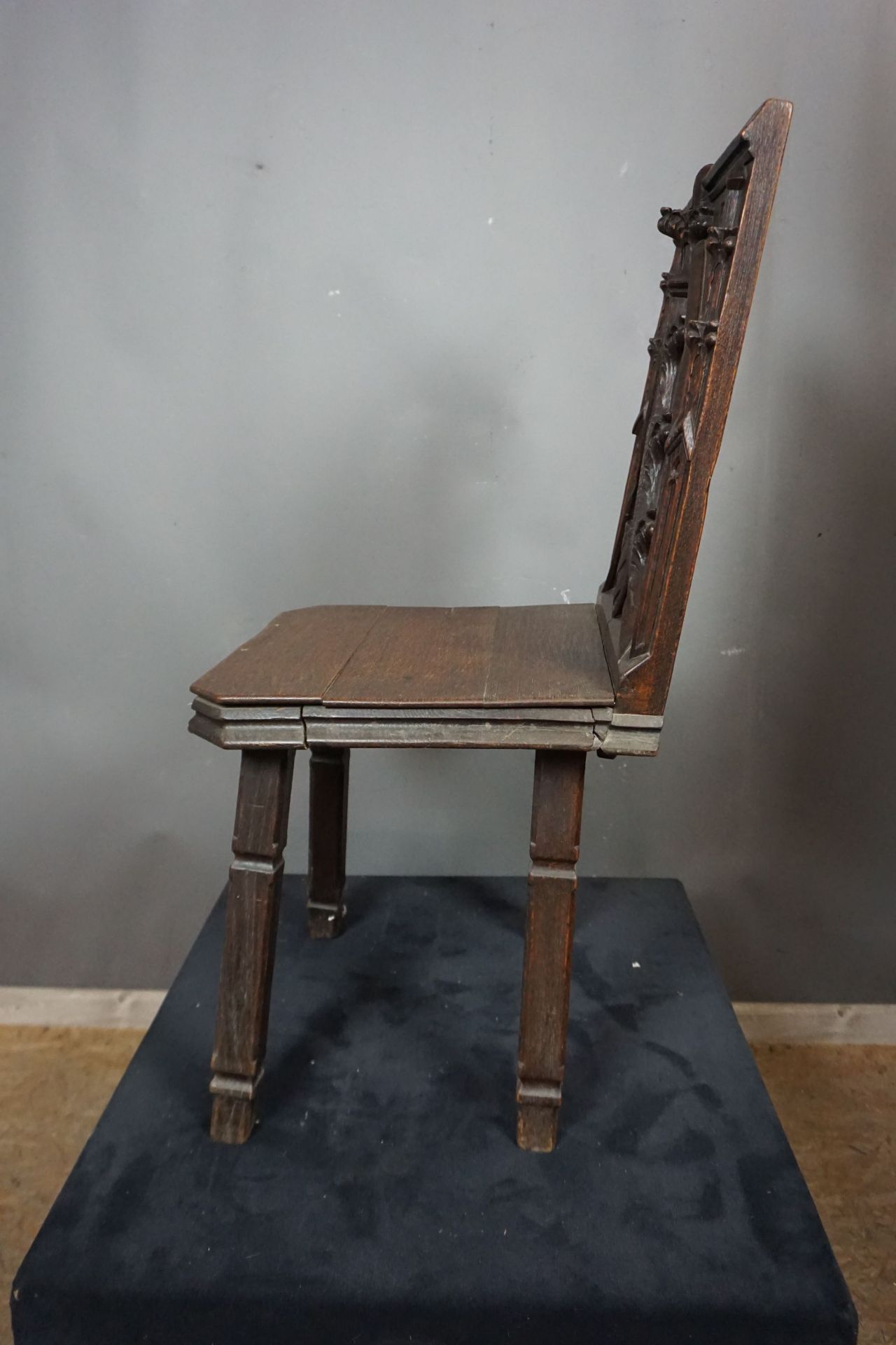 Chair, neo-gothic in wood H90X43 - Bild 2 aus 2