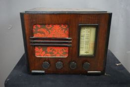 Old Radio H34X44X31