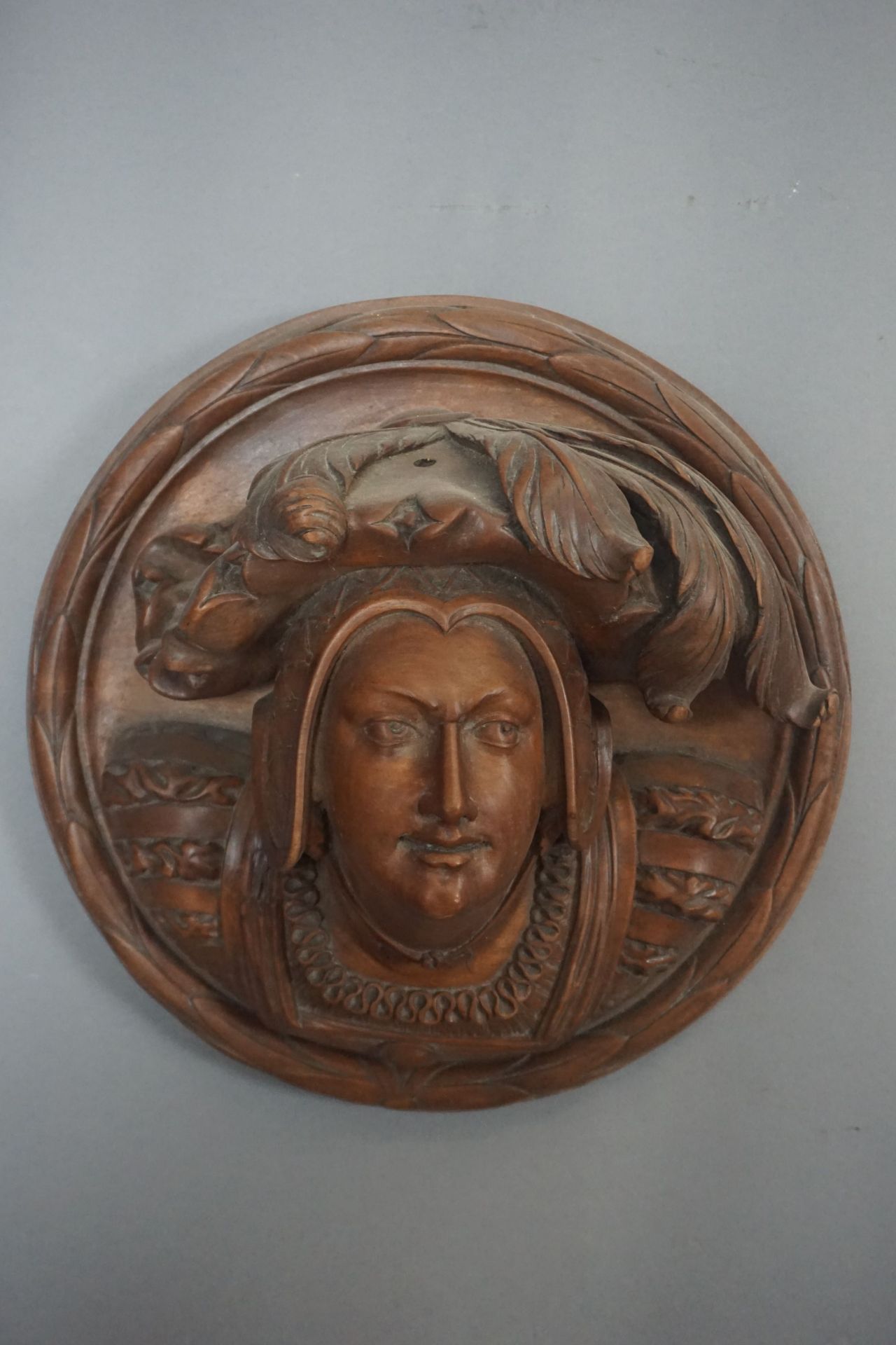 Couple of medallions in wood, diameter 35 - Bild 2 aus 3