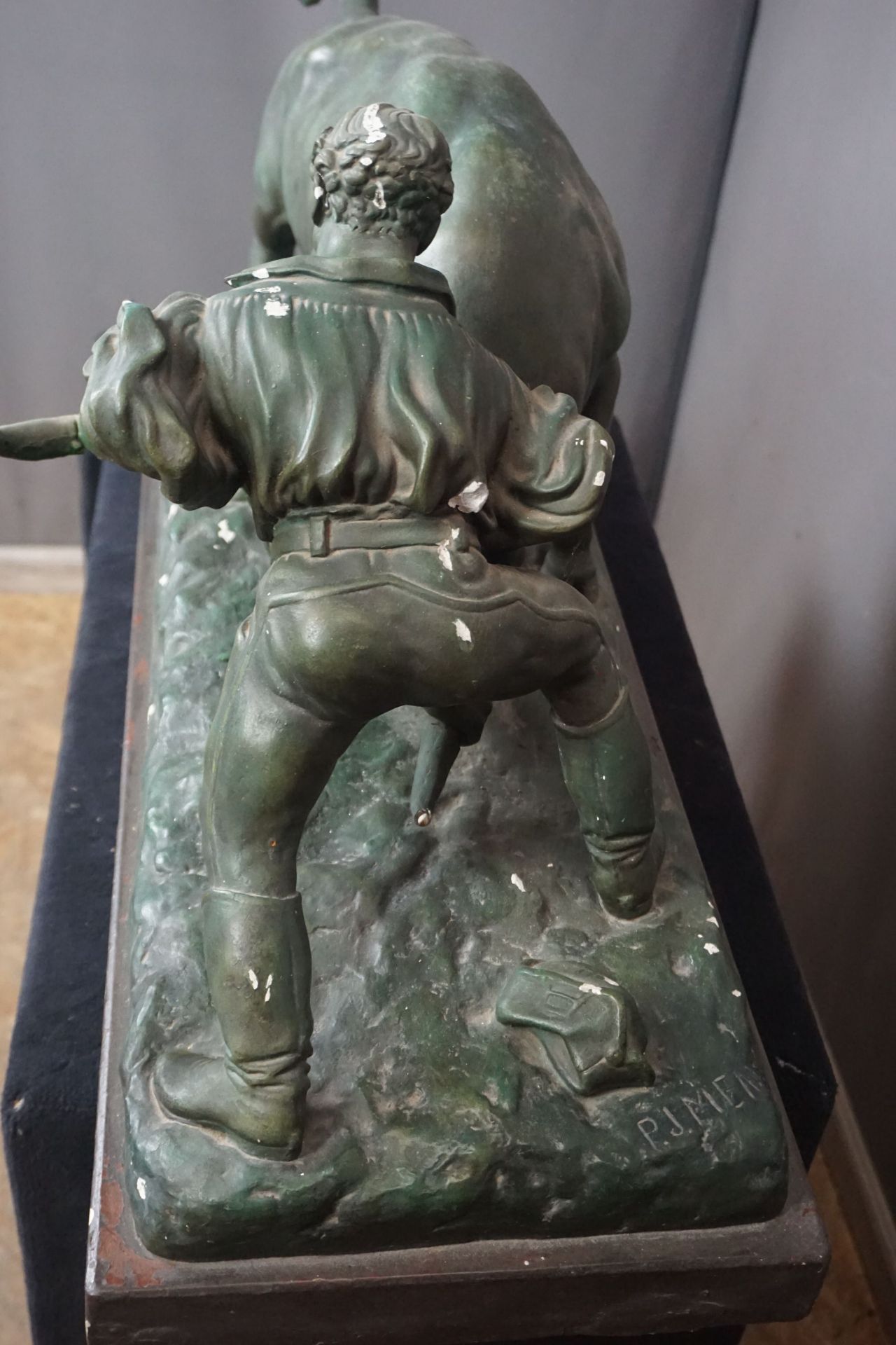 Statue in plaster, bullfight H42x31x85 - Image 3 of 3