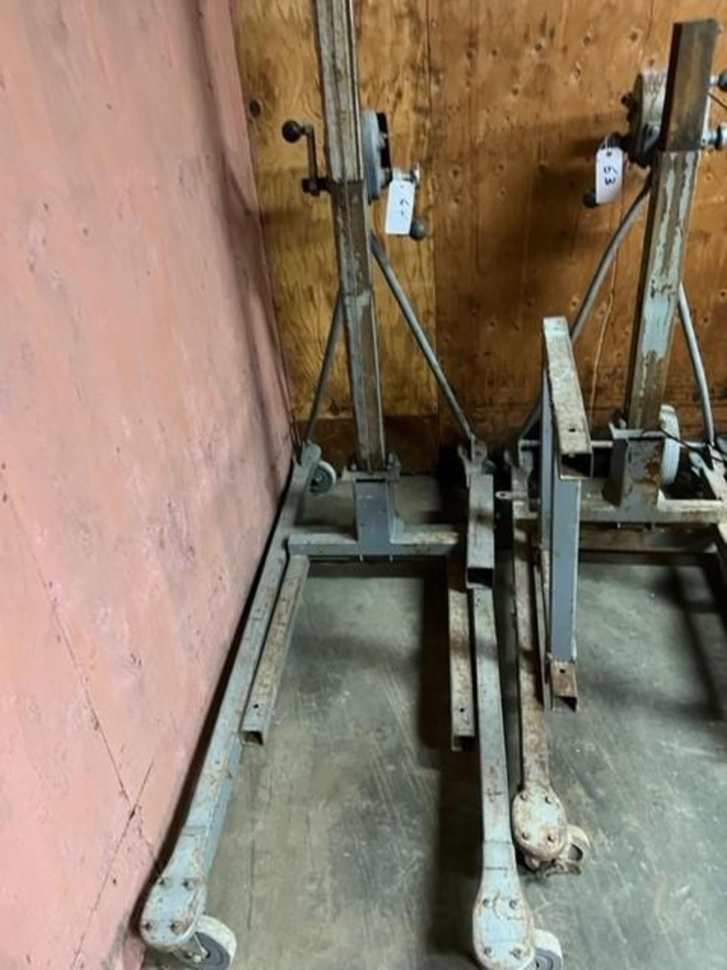 Vermett 520A Material Hoists