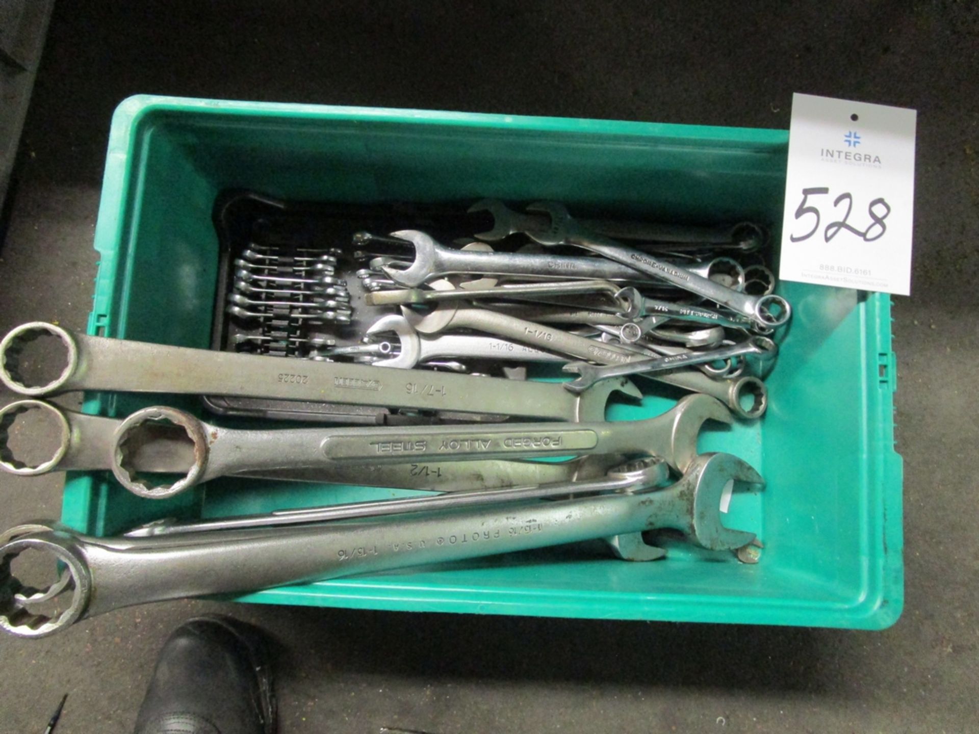 Large Quantity Of Combination Wrenches