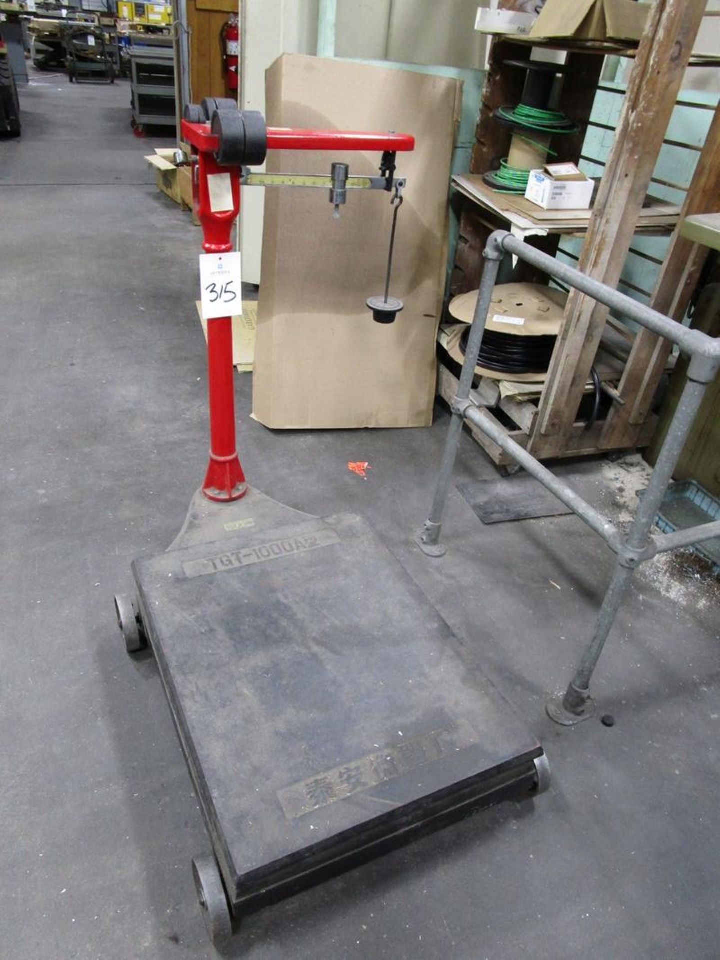TGT 1000A Floor Scale