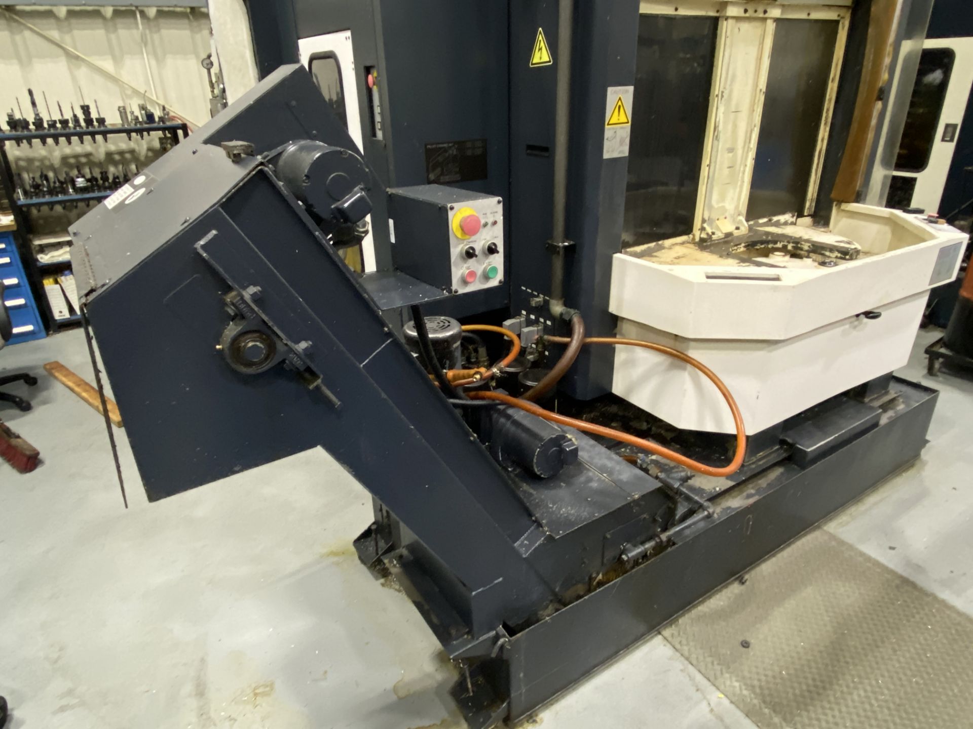 Makino A55 Delta 4-Axis CNC Horizontal Machining Center - Image 10 of 27