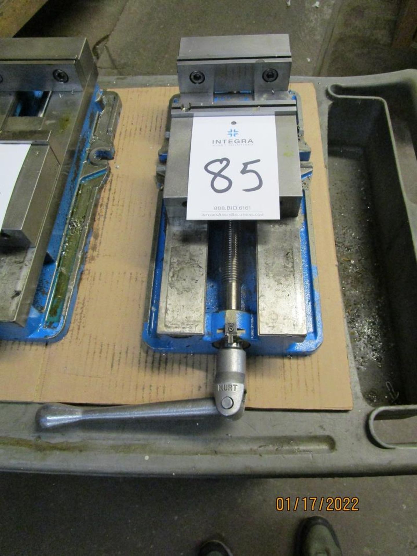 Kurt D688 6" Machine Vise