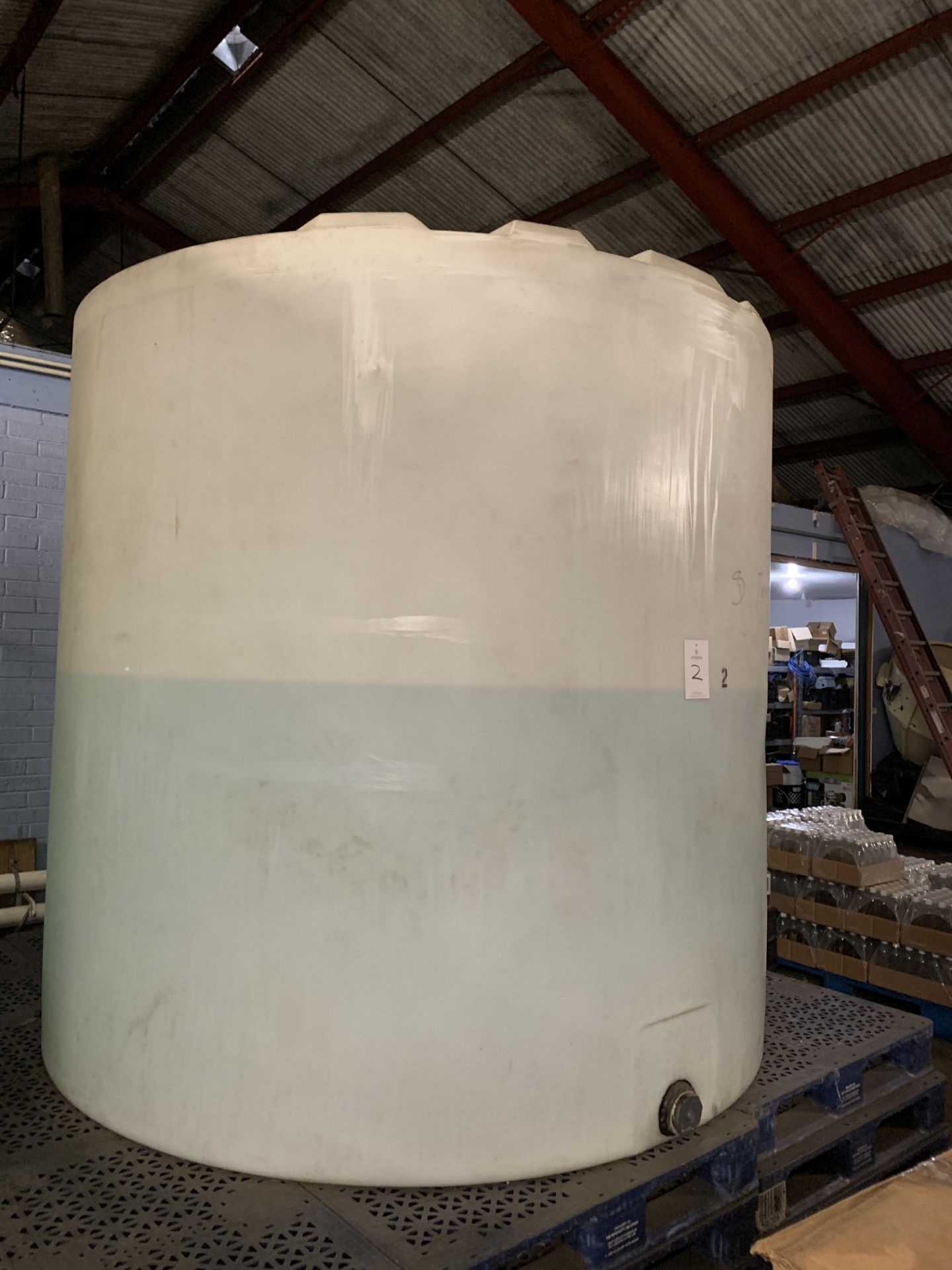 2250 Gallon Plastic Water Tank