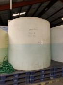 2250 Gallon Plastic Water Tank