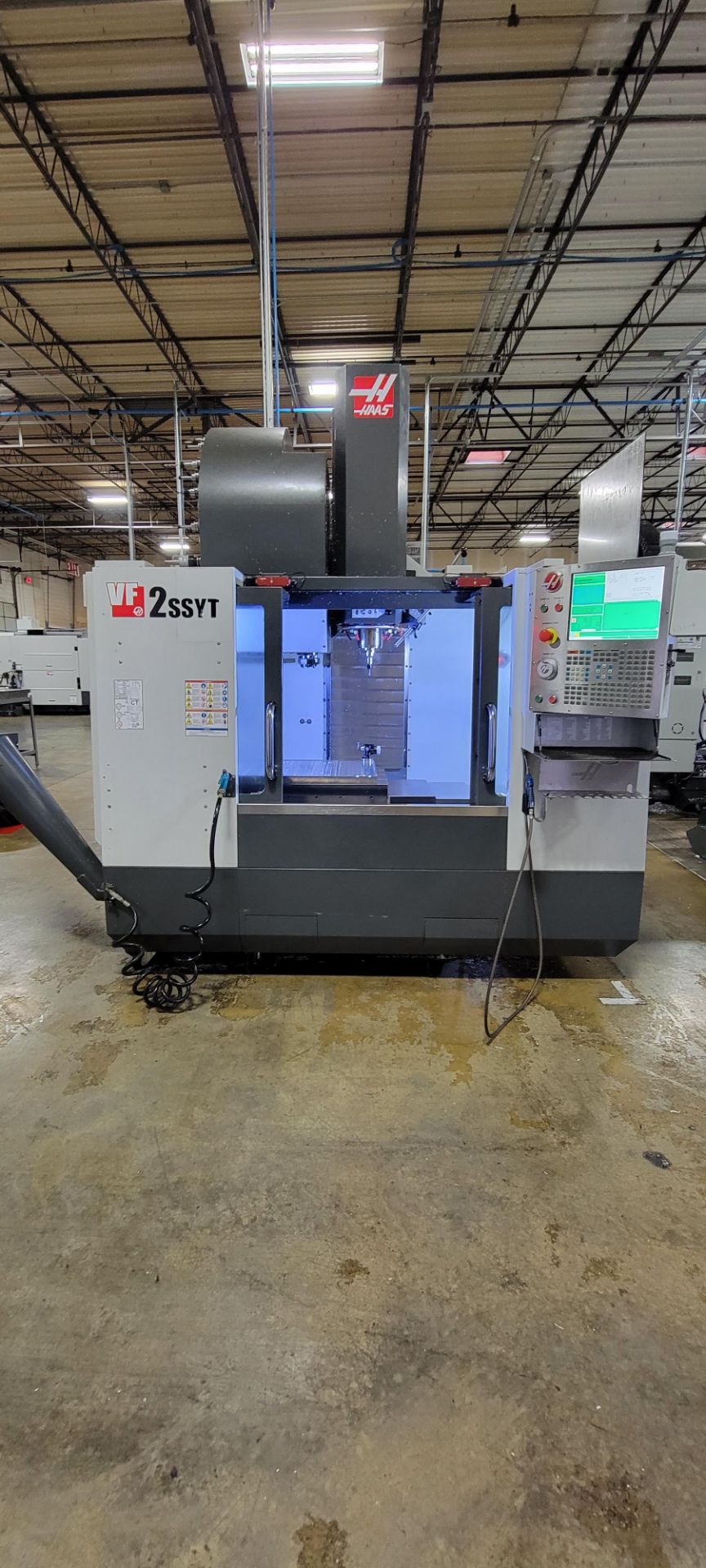 Haas VF-2SSYT 3-Axis CNC Vertical Machining Center - Image 3 of 18