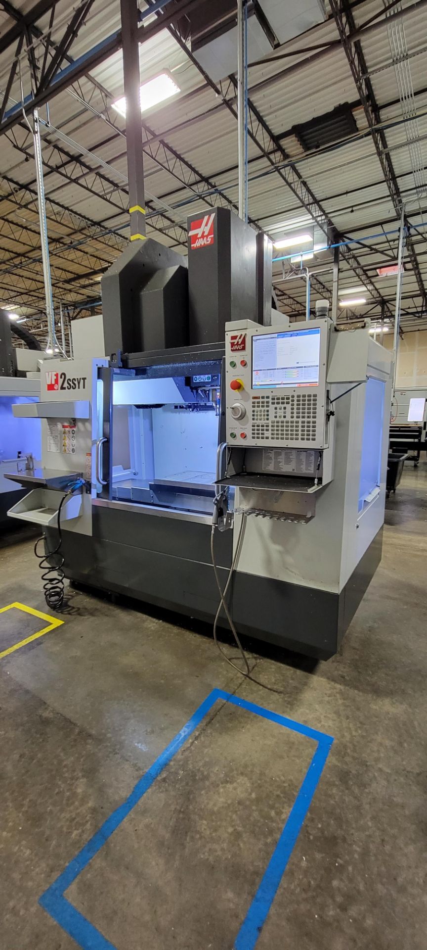 Haas VF-2SSYT 4-Axis CNC Vertical Machining Center - Image 2 of 19