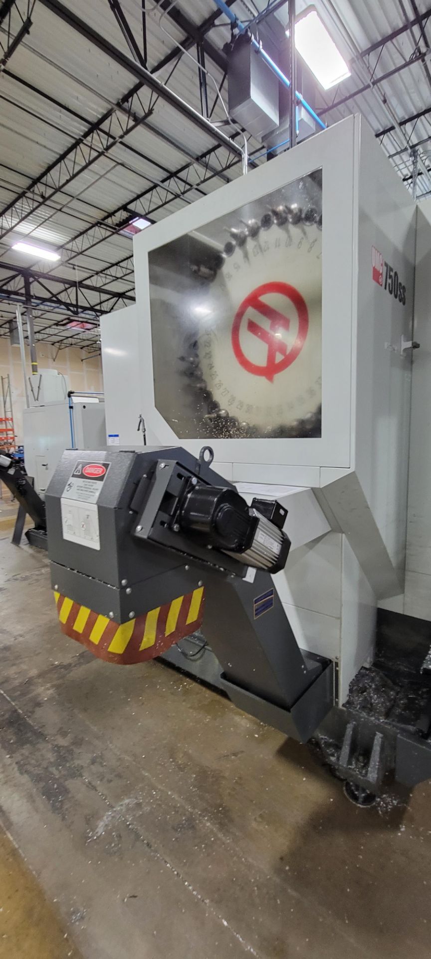 Haas UMC-750SS 5-Axis CNC Universal Machining Center - Image 16 of 21