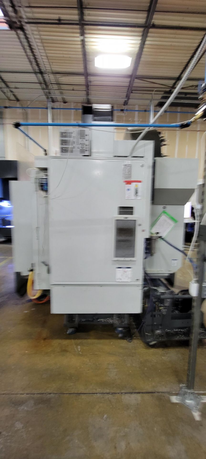 Haas VF-2SSYT 3-Axis CNC Vertical Machining Center - Image 15 of 18