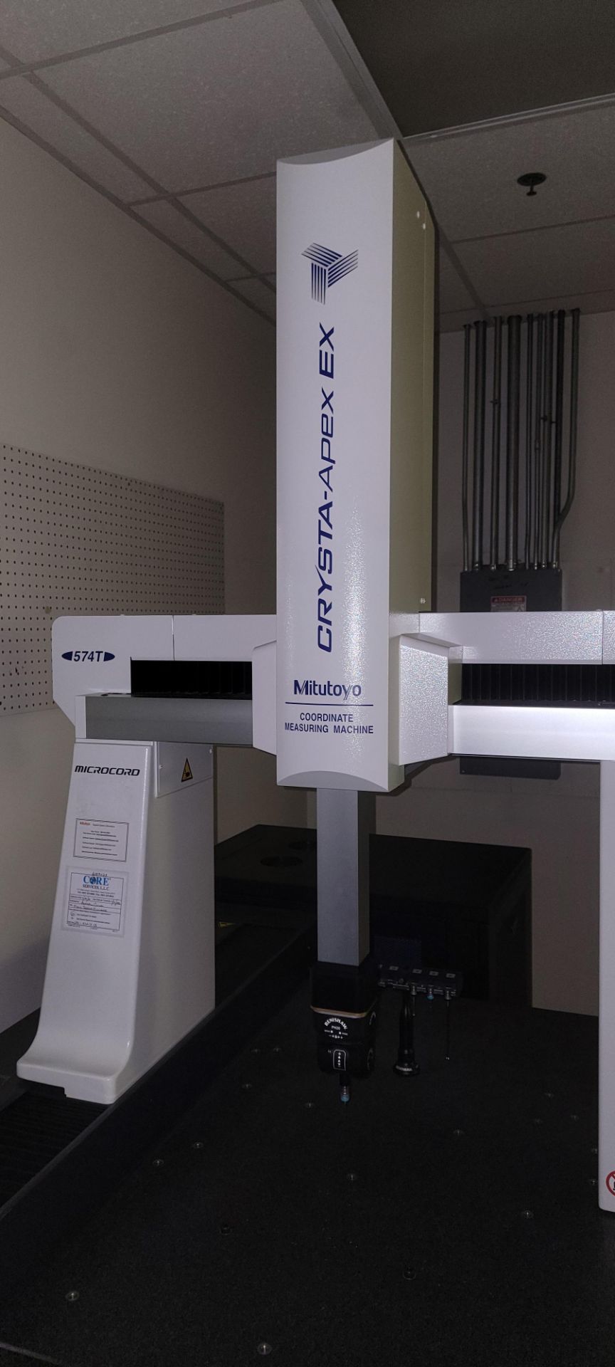 Mitutoyo Crysta Apex 574T DCC Coordinate Measuring Machine - Image 2 of 10