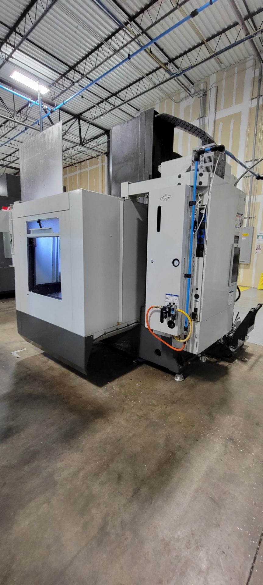 Haas VF-2SSYT 3-Axis CNC Vertical Machining Center - Image 20 of 21