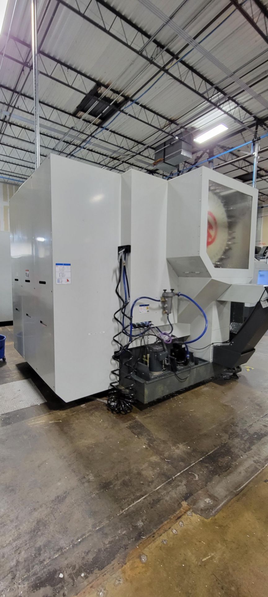 Haas UMC-750SS 5-Axis CNC Universal Machining Center - Image 18 of 21