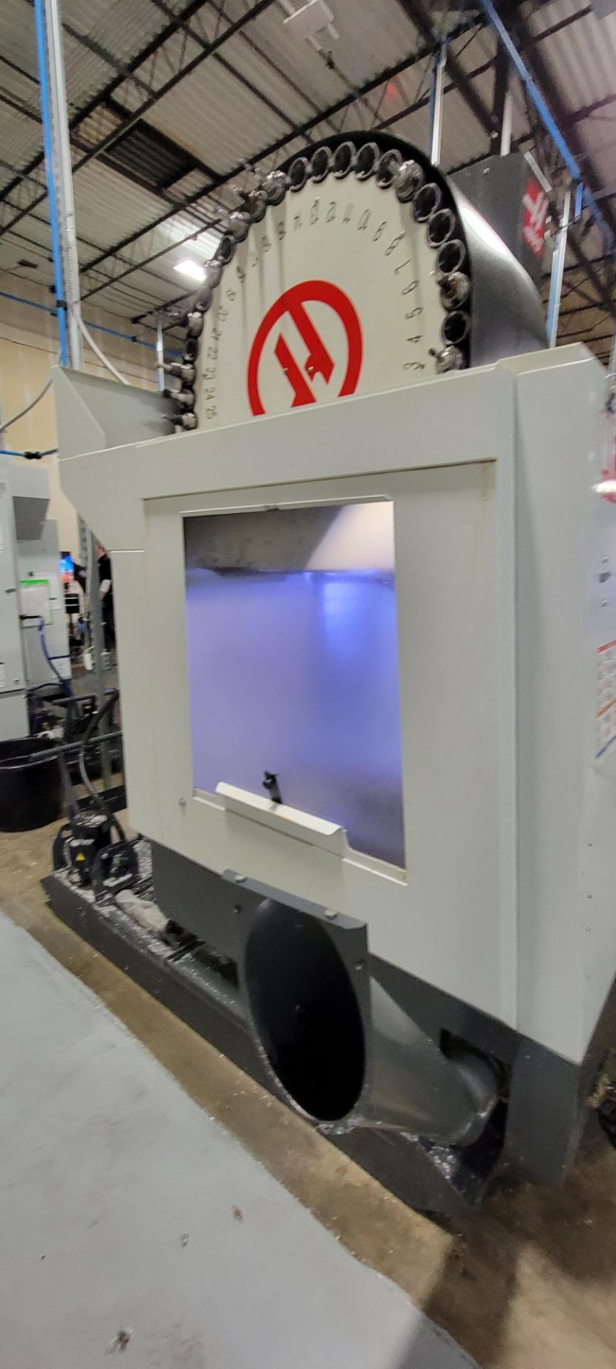 Haas VF-2SSYT 3-Axis CNC Vertical Machining Center - Image 14 of 21