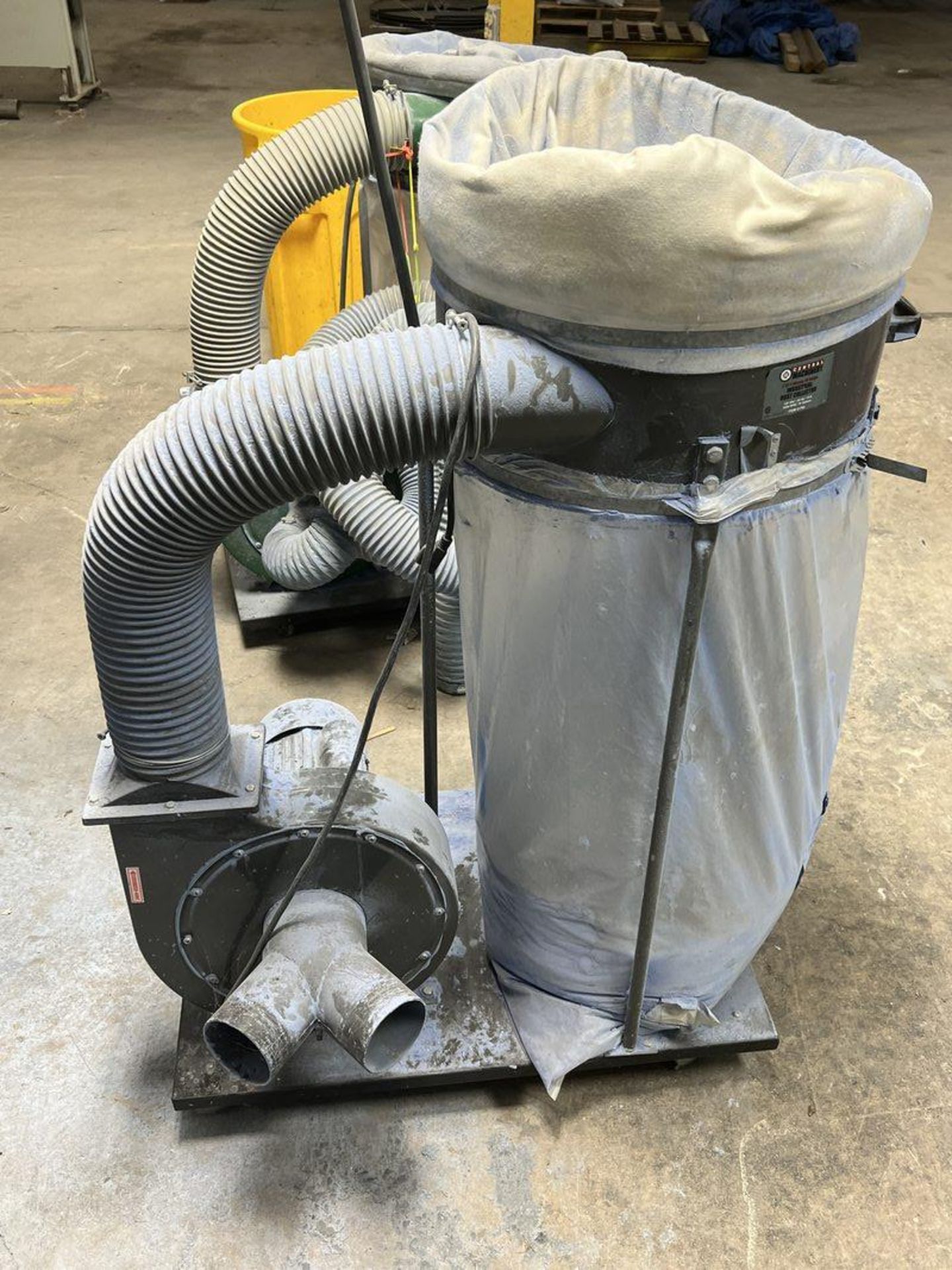 Central Machinery Dust Collector - Image 2 of 3