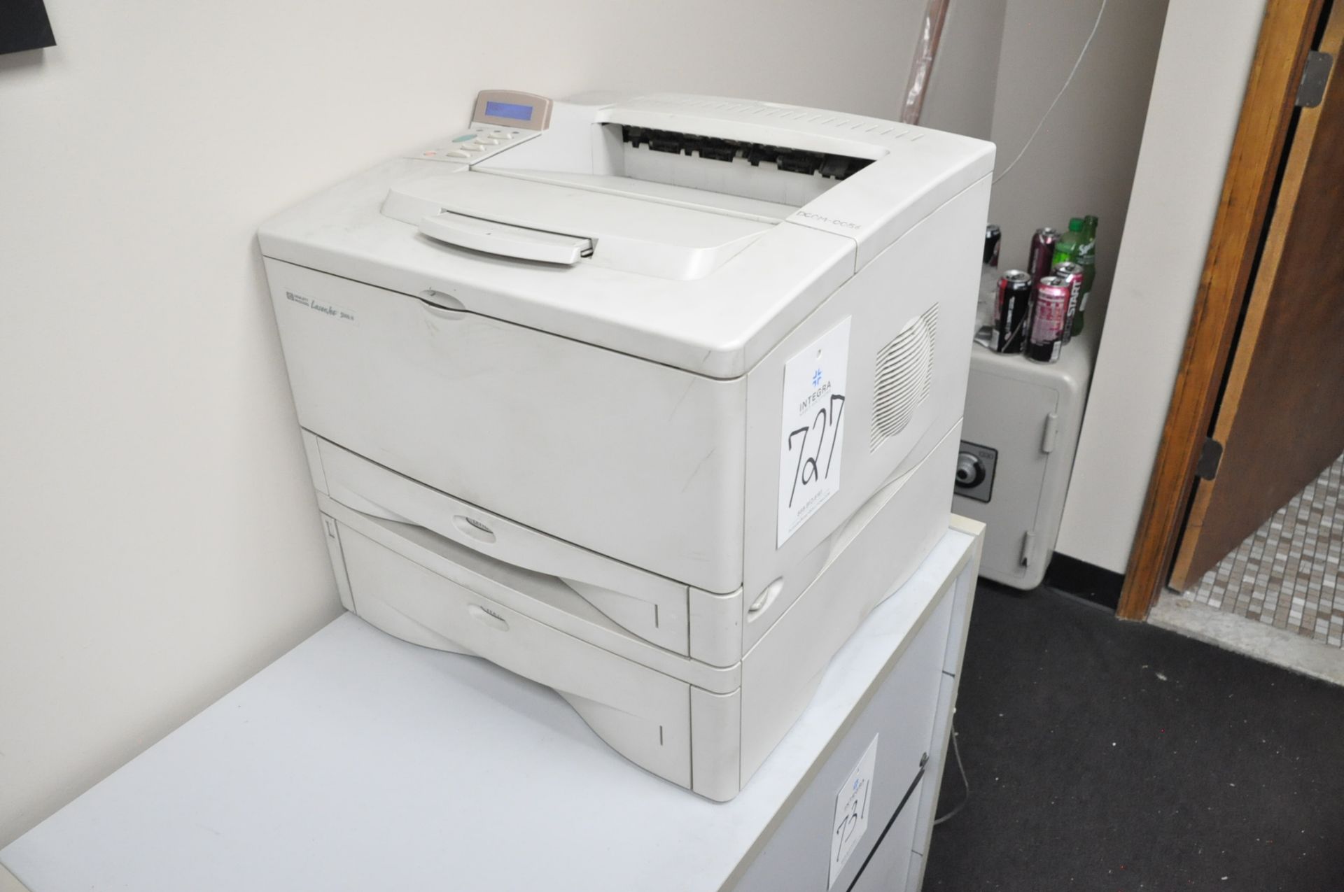 Hewlett Packard 5000n LaserJet Printer