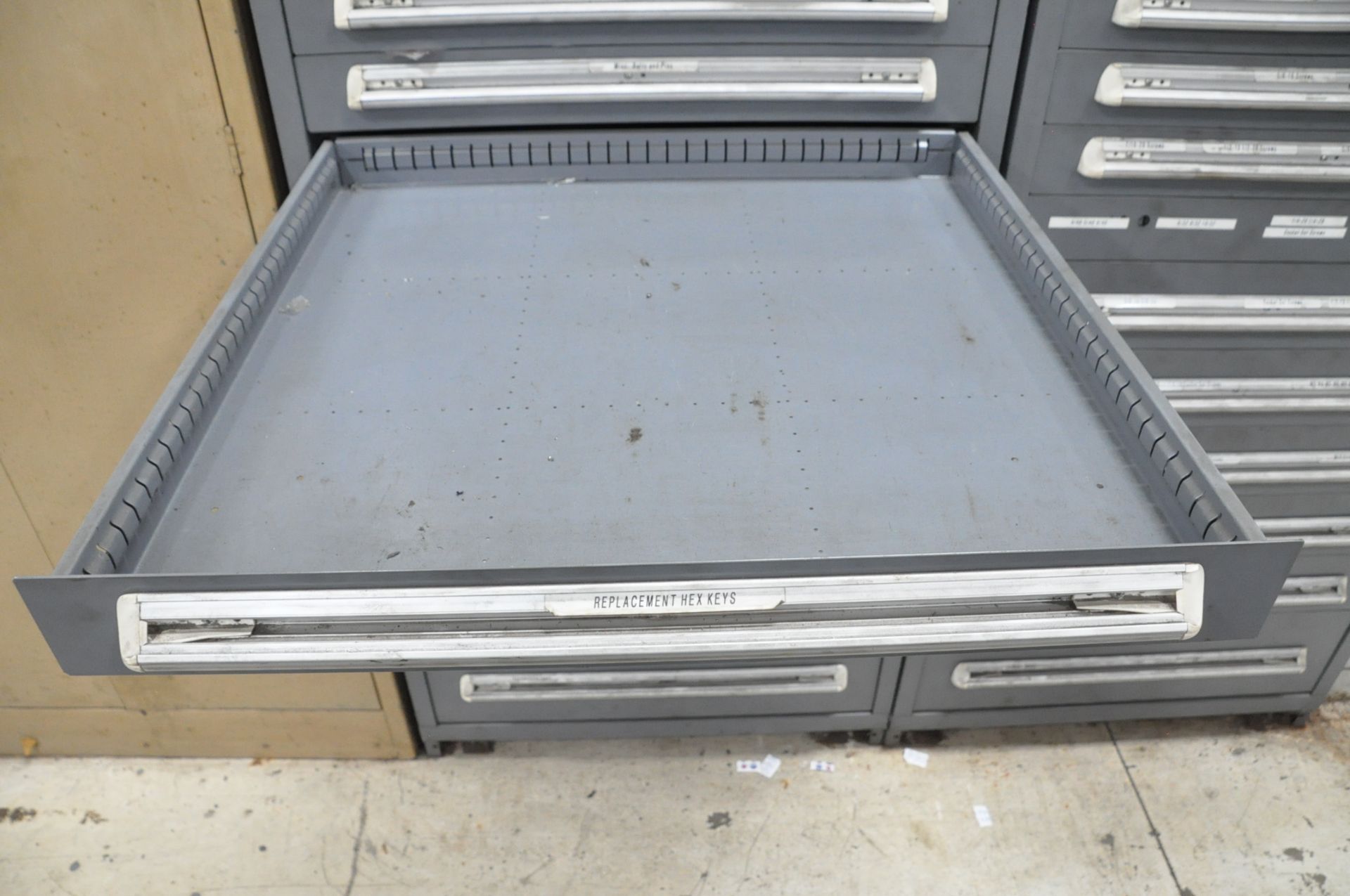 Stanley Vidmar 13-Drawer Tooling Cabinet with Misc. Hardware - Image 7 of 14
