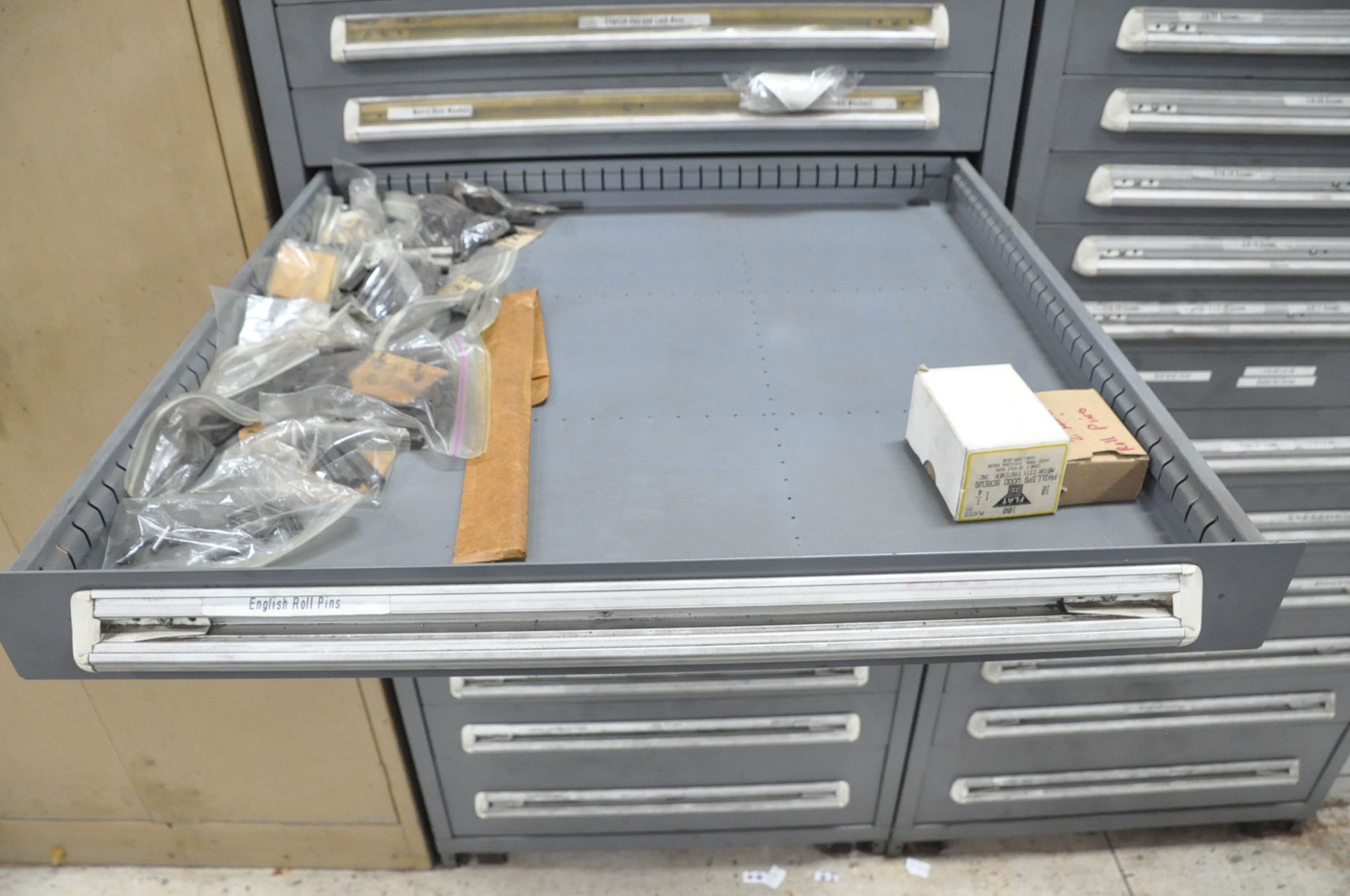 Stanley Vidmar 13-Drawer Tooling Cabinet with Misc. Hardware - Image 5 of 14