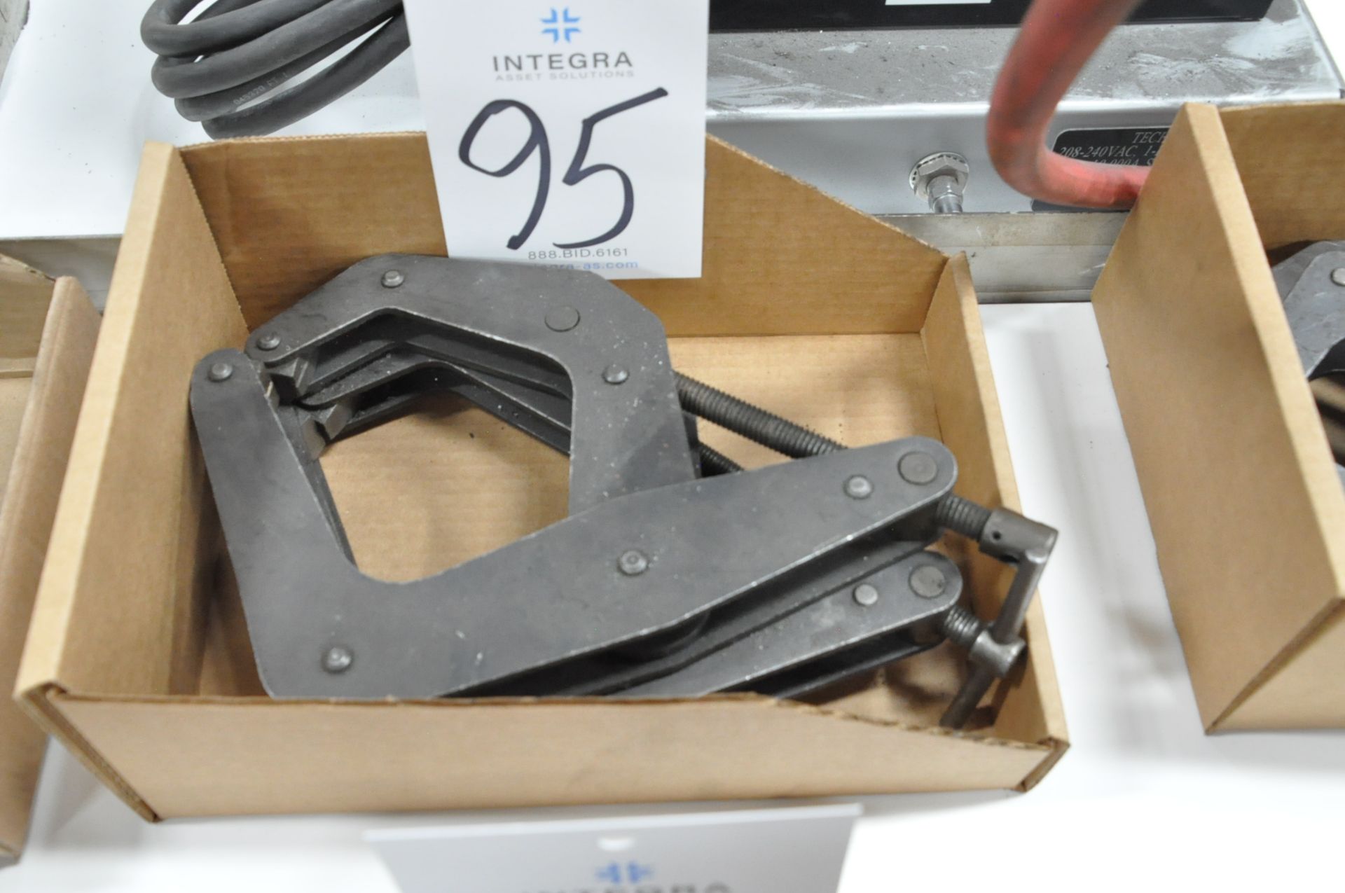 Lot-(2) Medium Kant-Twist Clamps in (1) Box