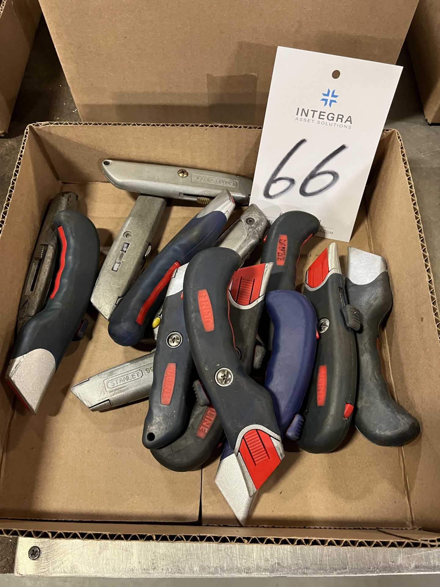 Lot of Utility Knives
