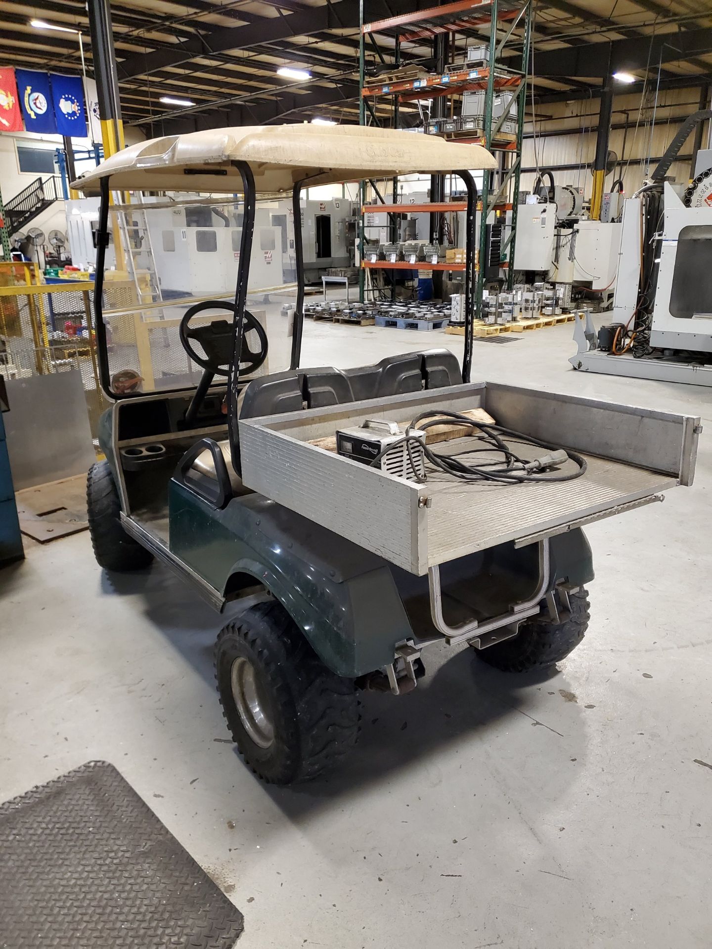 Electric Club Car Golf Cart - Image 2 of 3