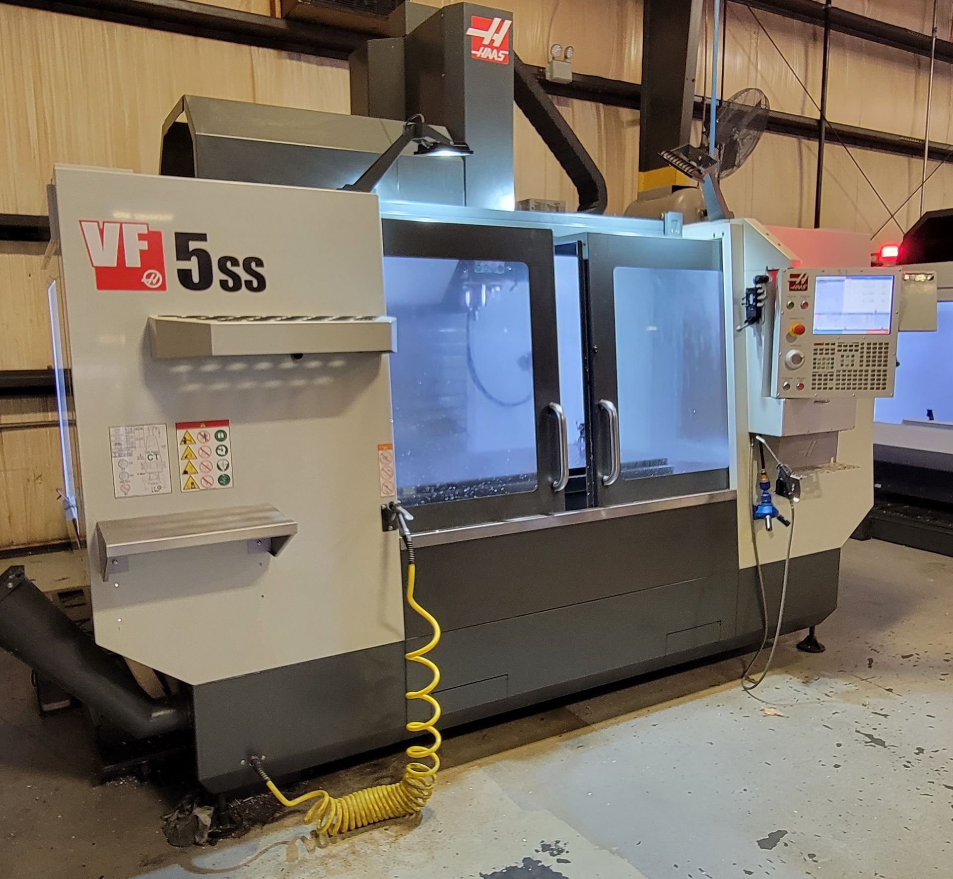 Haas VF-5SS CNC Vertical Maching Center - Image 4 of 24