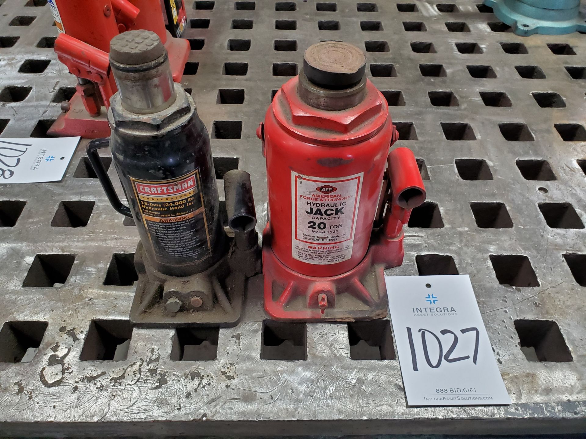 (2) Assorted Hydraulic Bottle Jacks