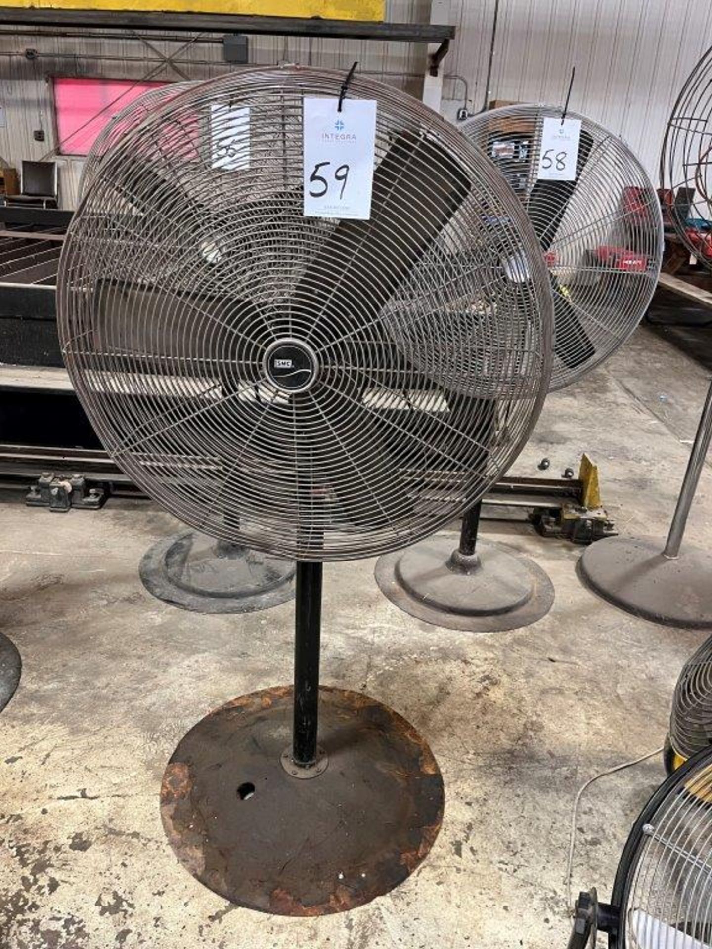 SMC 30" Pedestal Fan