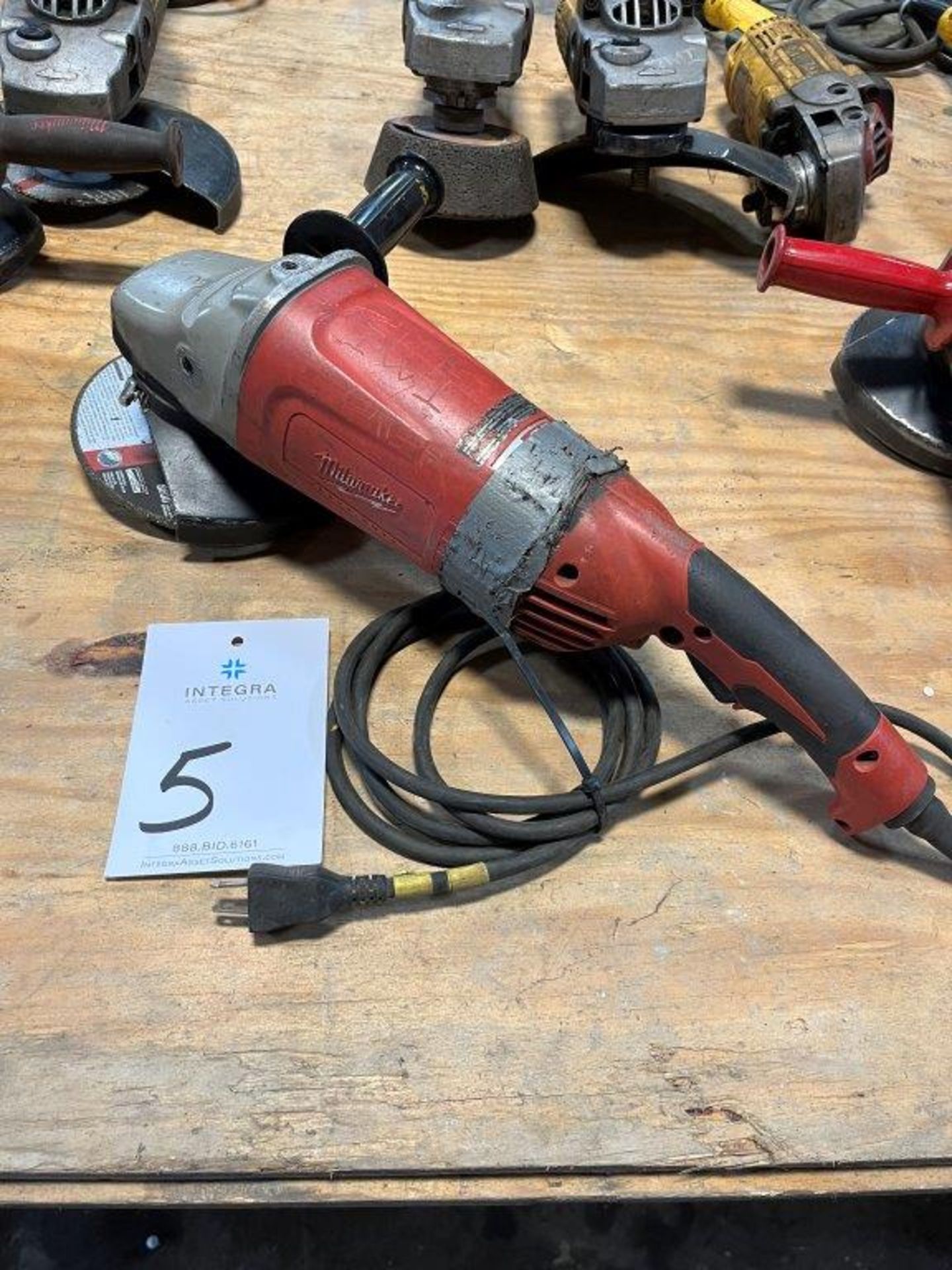 Milwaukee 7/9" Angle Grinder