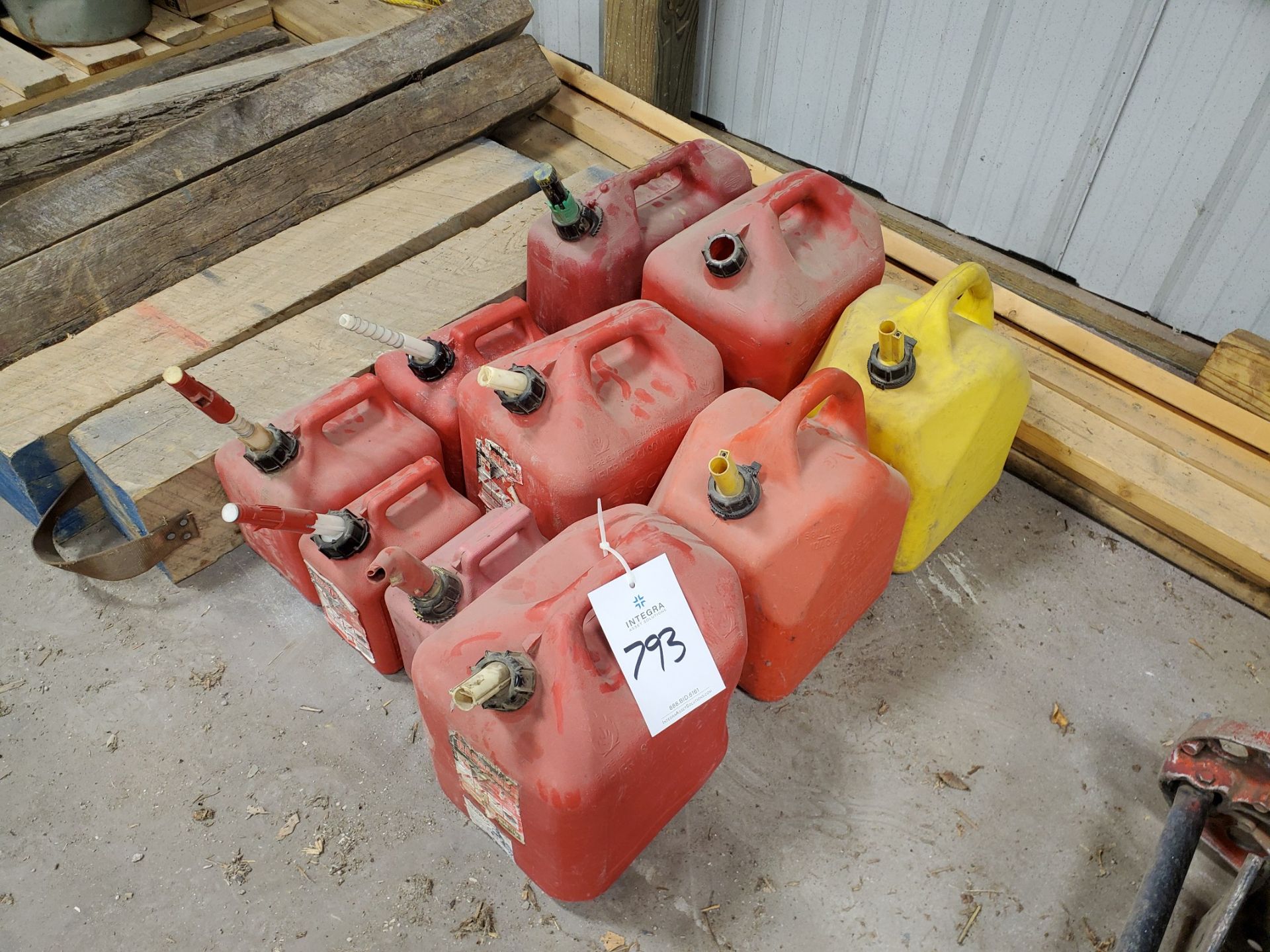 Lot of Assorted Gas Cans