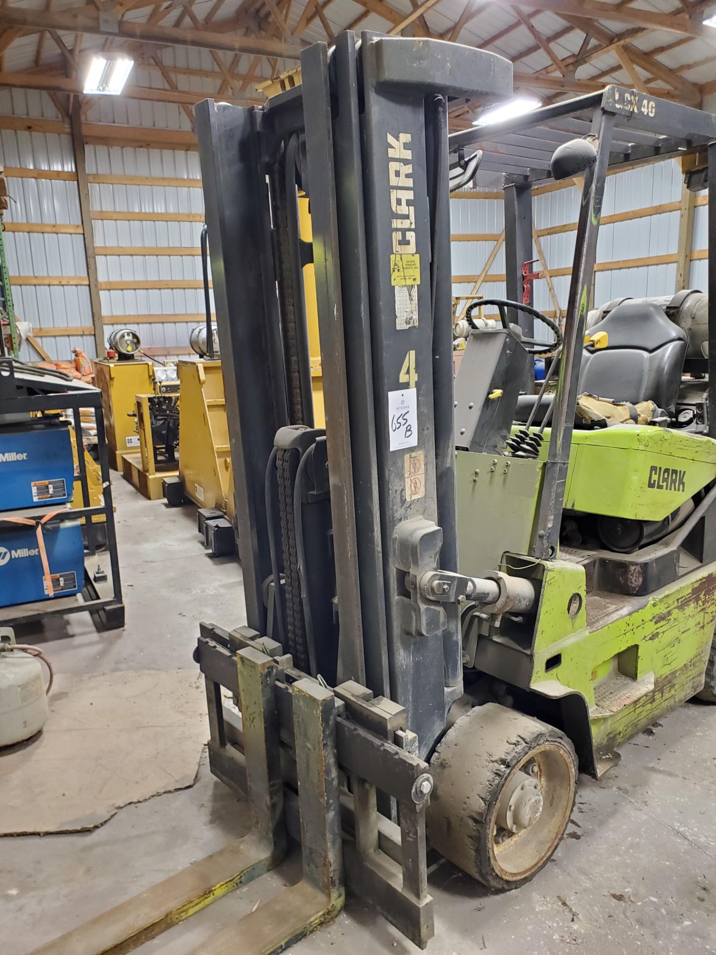 Clark GCX40 6,575 Lb. LPG Forklift Truck - Image 2 of 3