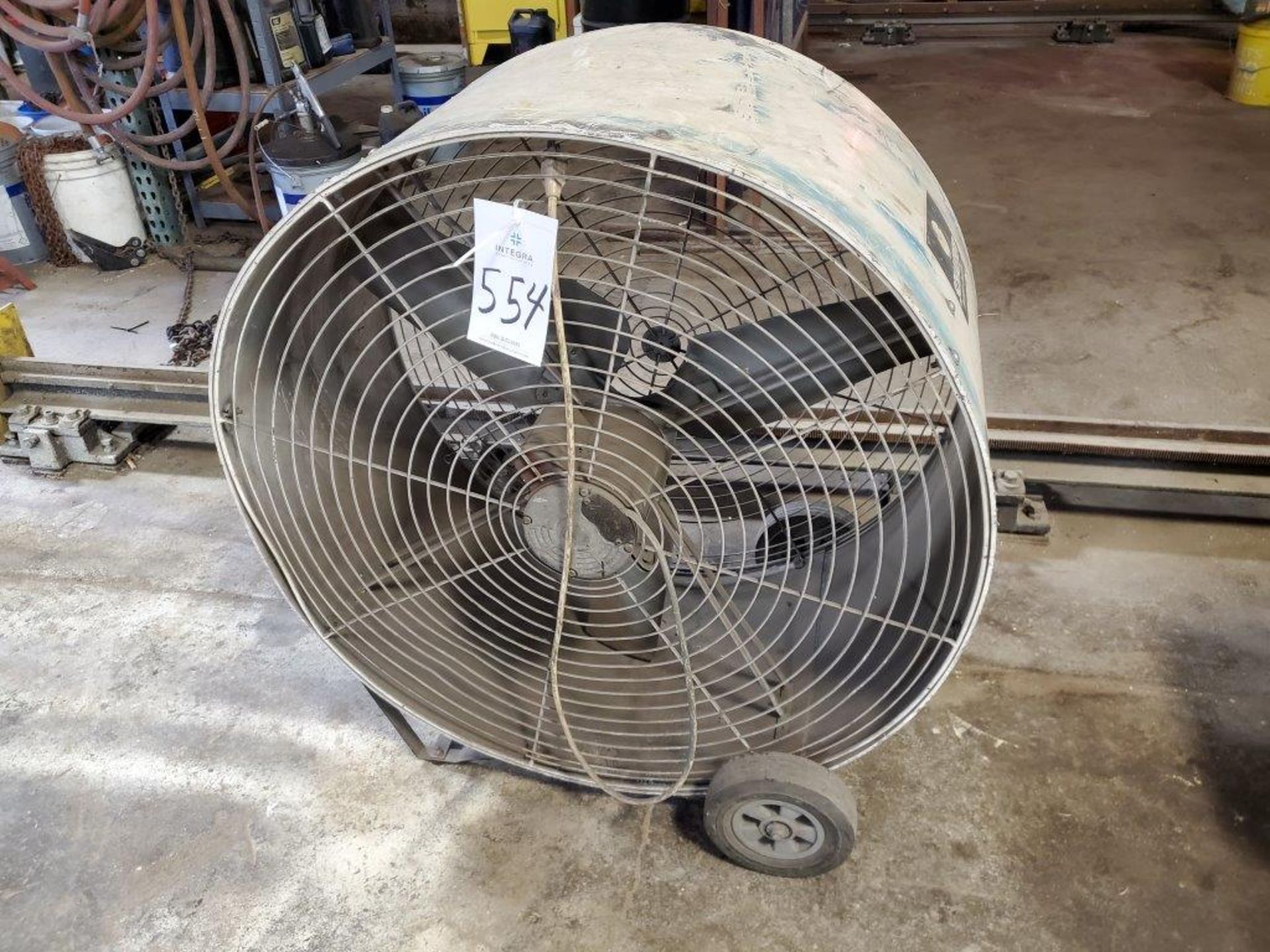 Schaffer 35" Barrel Fan