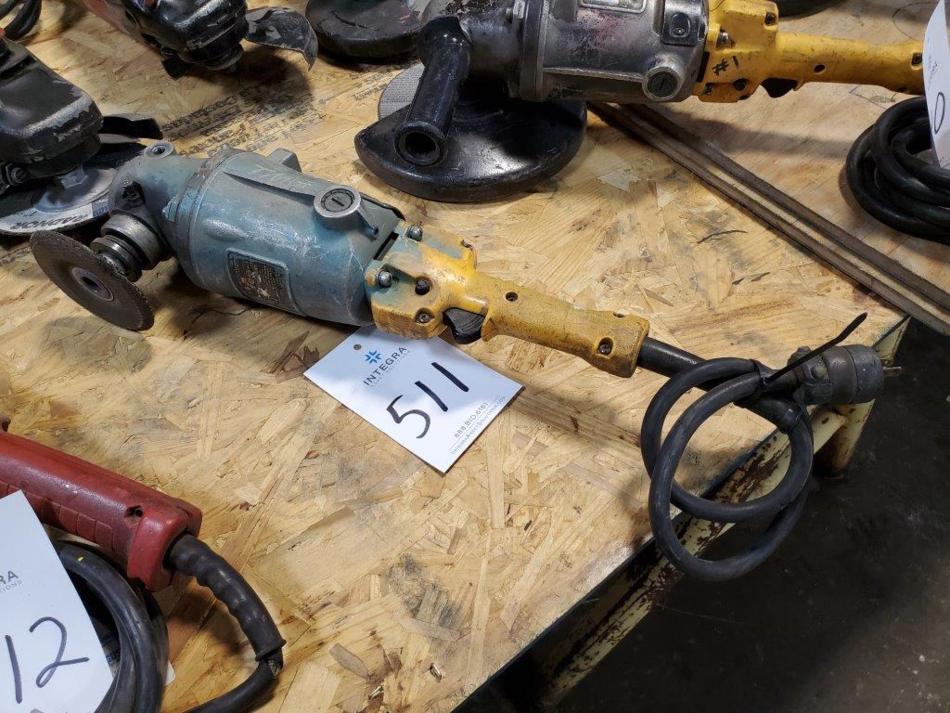 DeWalt DW194 Electric 7" Angle Grinder