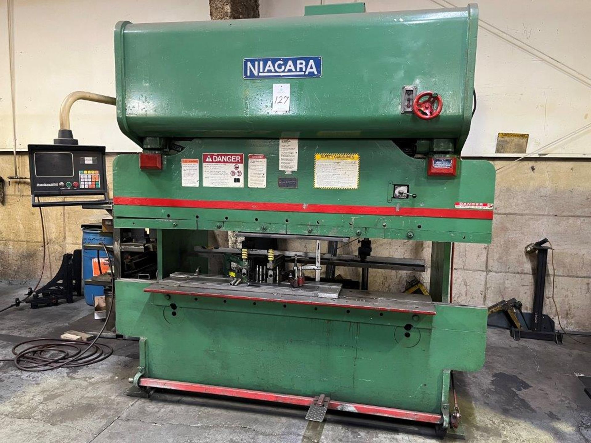 Niagara 8' x 55-Ton (approx.) Mechanical Press Brake, S/N 37513