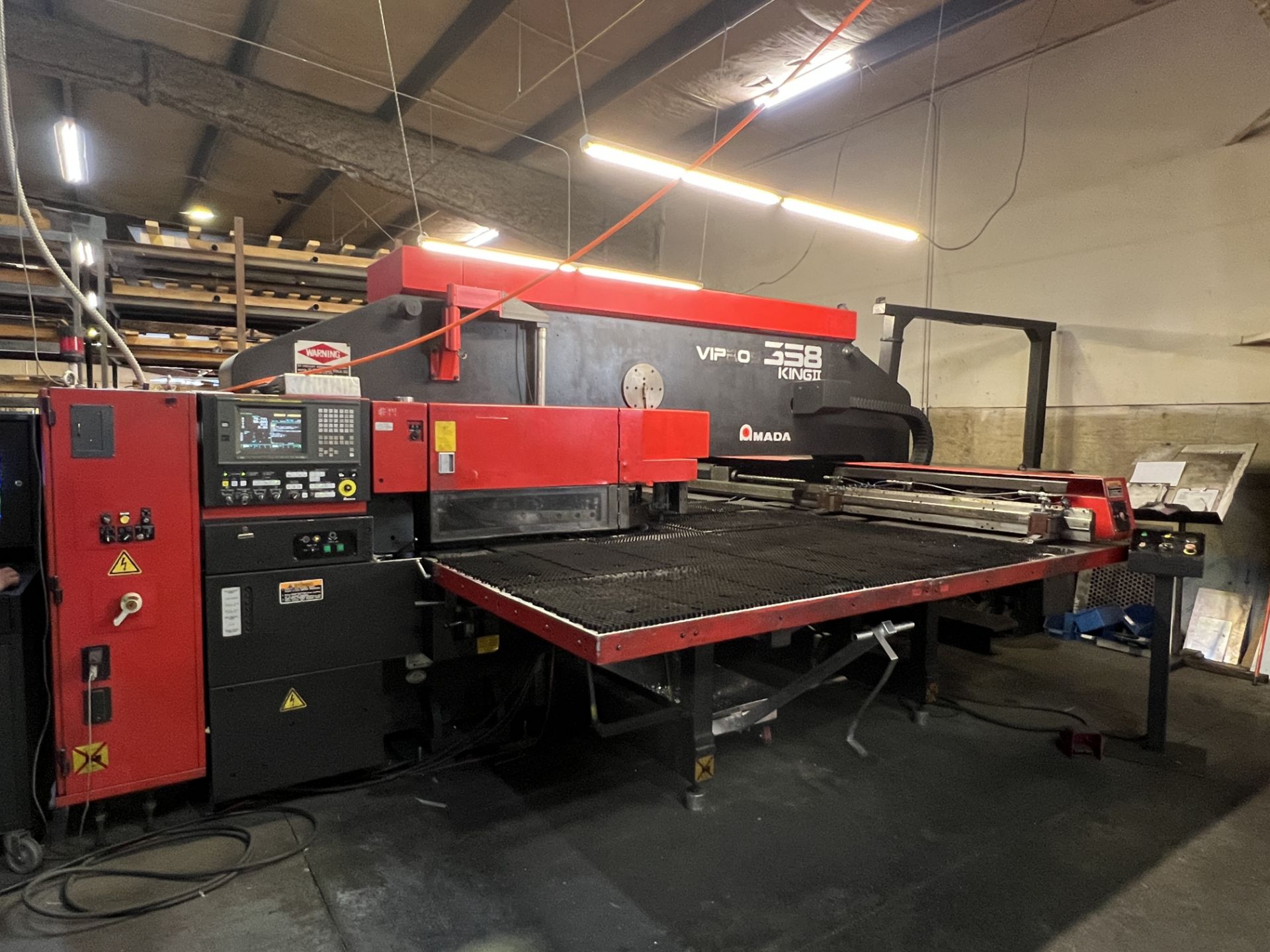 Amada Vipros King 358 II 30-Ton Hydraulic CNC Turret Press, S/N 35840194, 1999 - Image 4 of 20