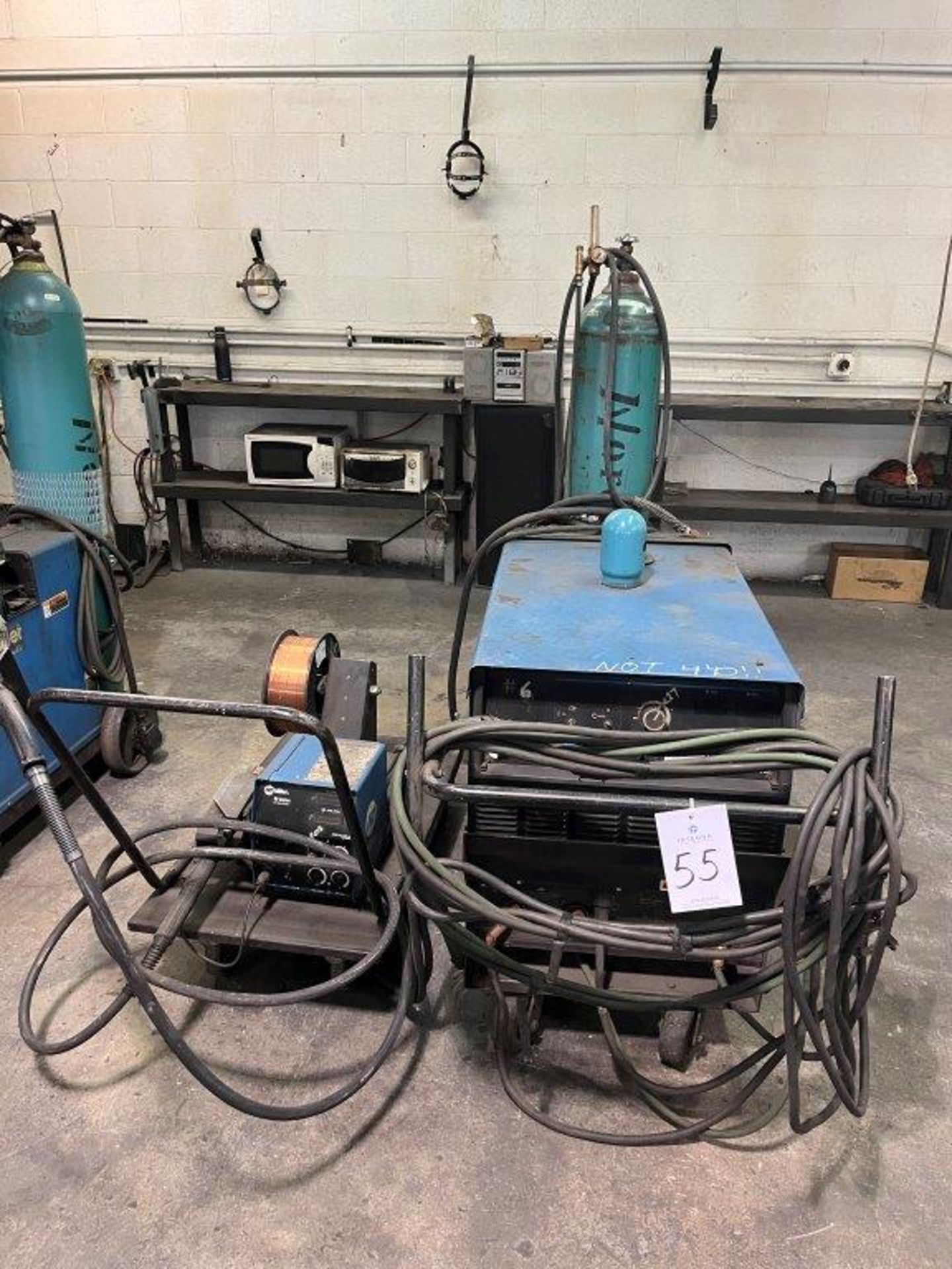 Miller Deltaweld 452 CV-DC Welding Power Source 450-amp