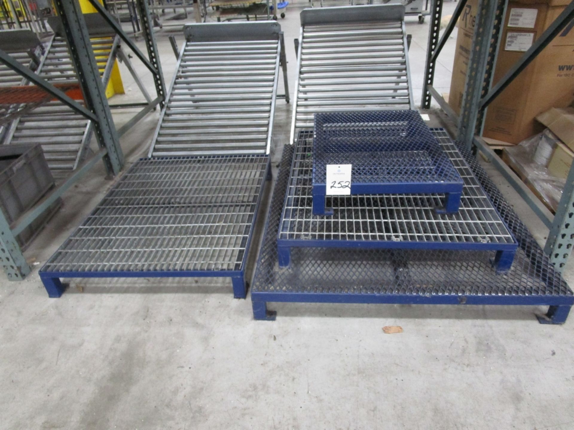 (4) Assorted Steel Platforms 6" High