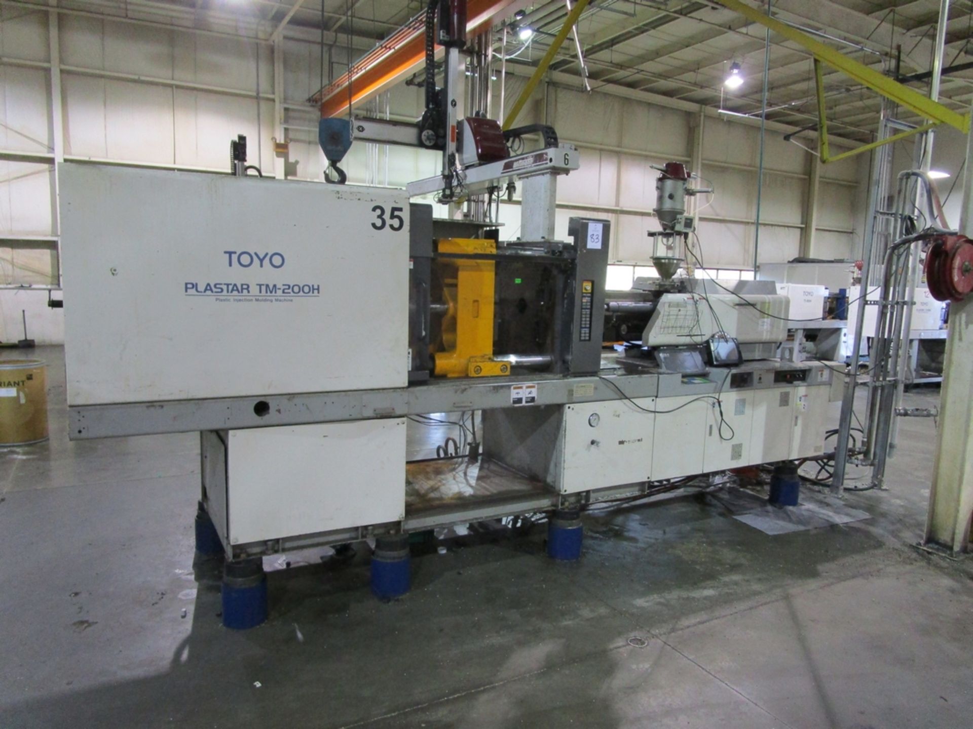 Toyo Plastar TM-200H 200-Ton x 13.1-Oz. Double Toggle Clamp Injection Molding Machine